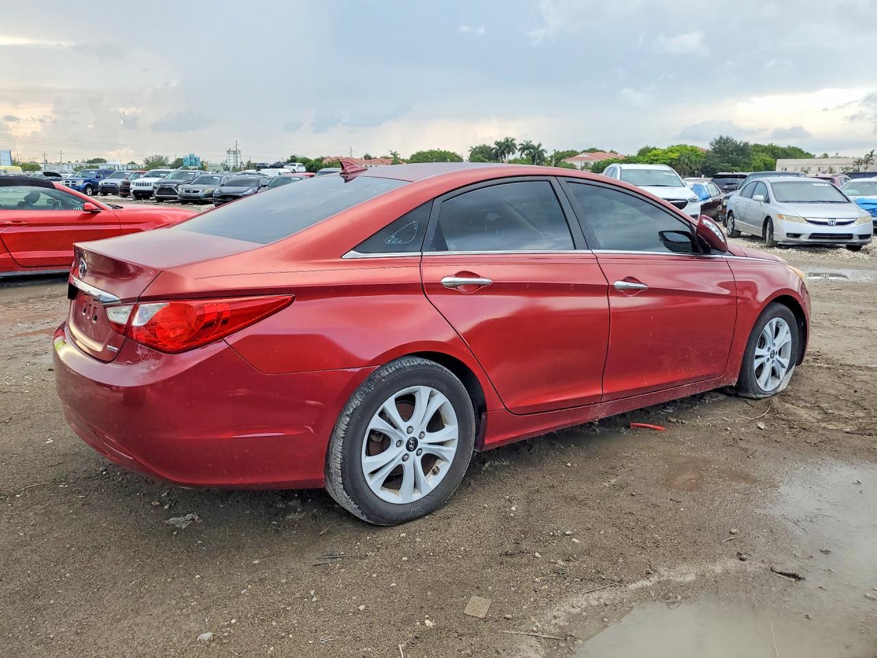 2013 Hyundai Sonata Limited Красный vin: 5NPEC4ACXDH669298