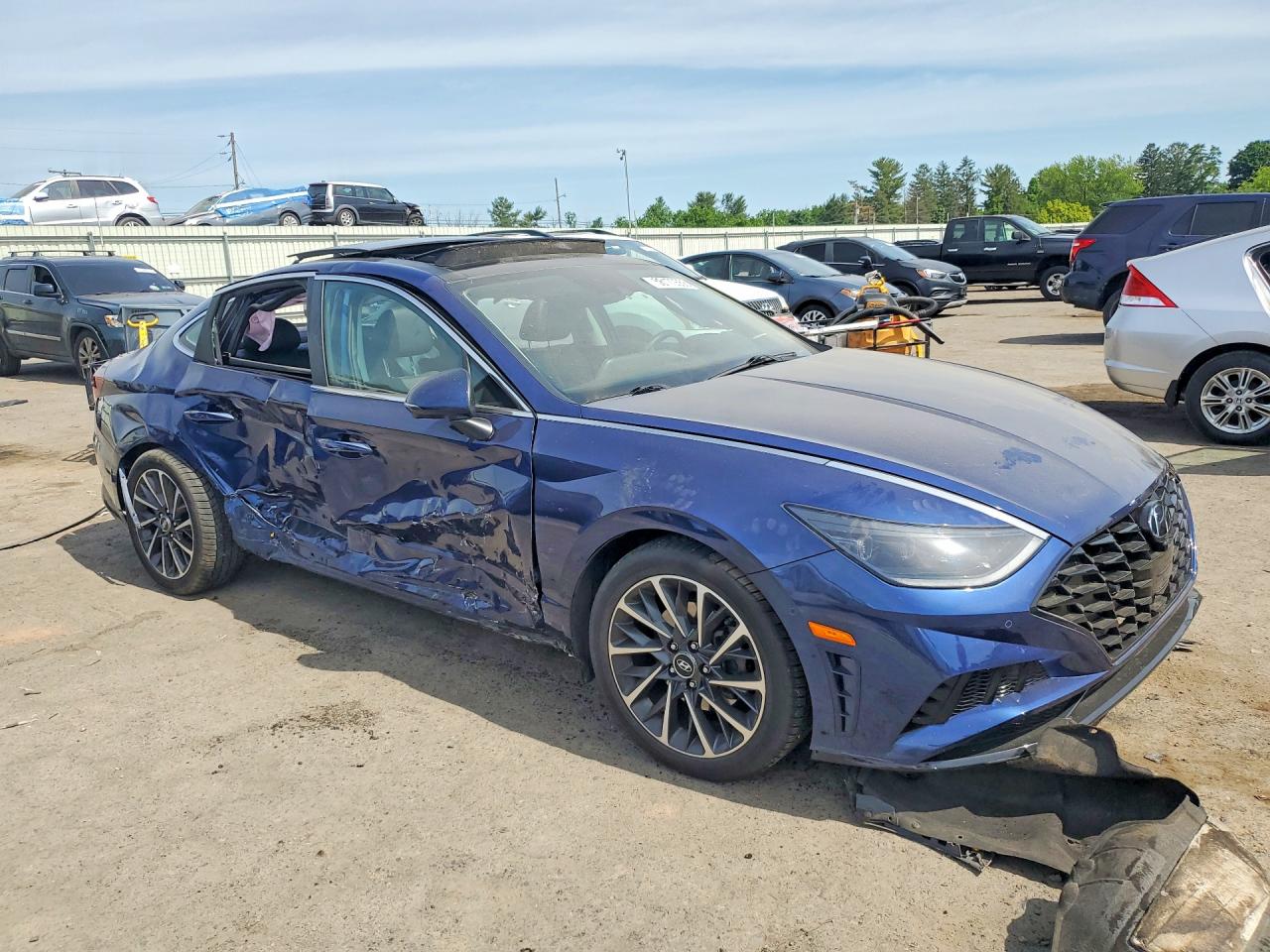 2020 Hyundai Sonata Limited Blue vin: 5NPEH4J20LH015613