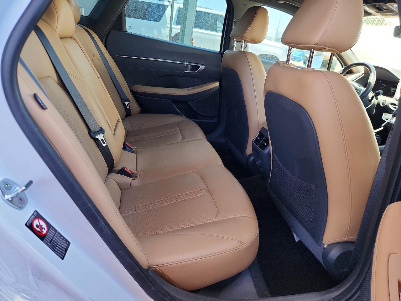 2021 Hyundai Sonata Limited White vin: 5NPEH4J24MH123136