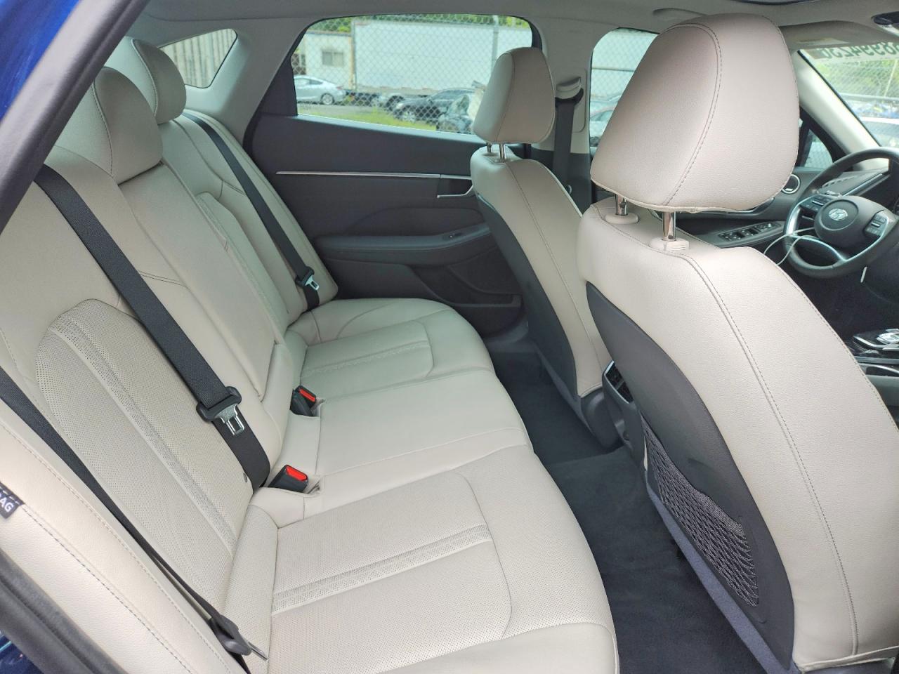 2022 Hyundai Sonata Limited Blue vin: 5NPEH4J27NH140806