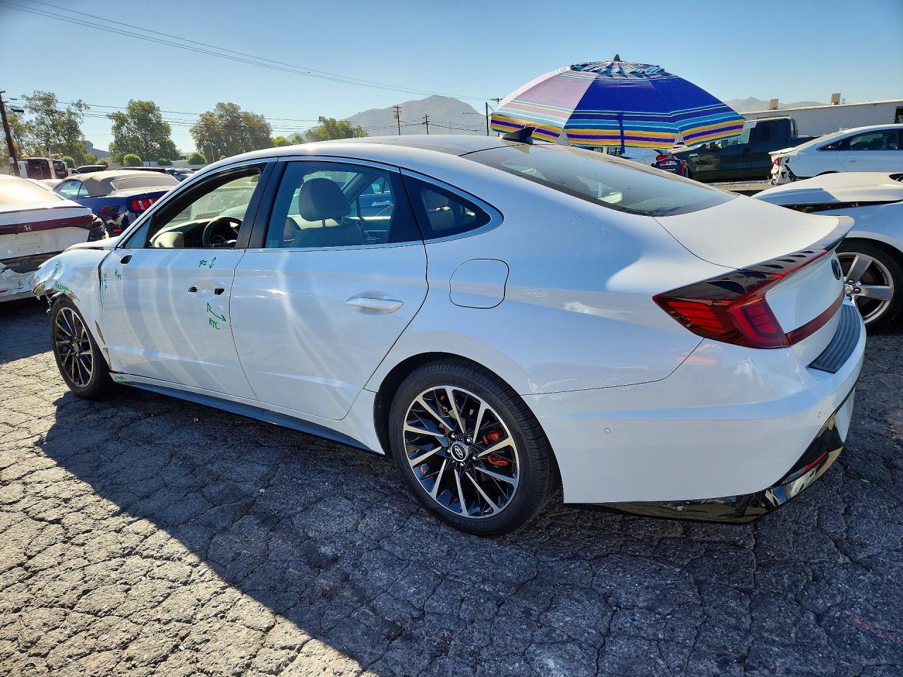 2021 Hyundai Sonata Limited Белый vin: 5NPEH4J28MH067198