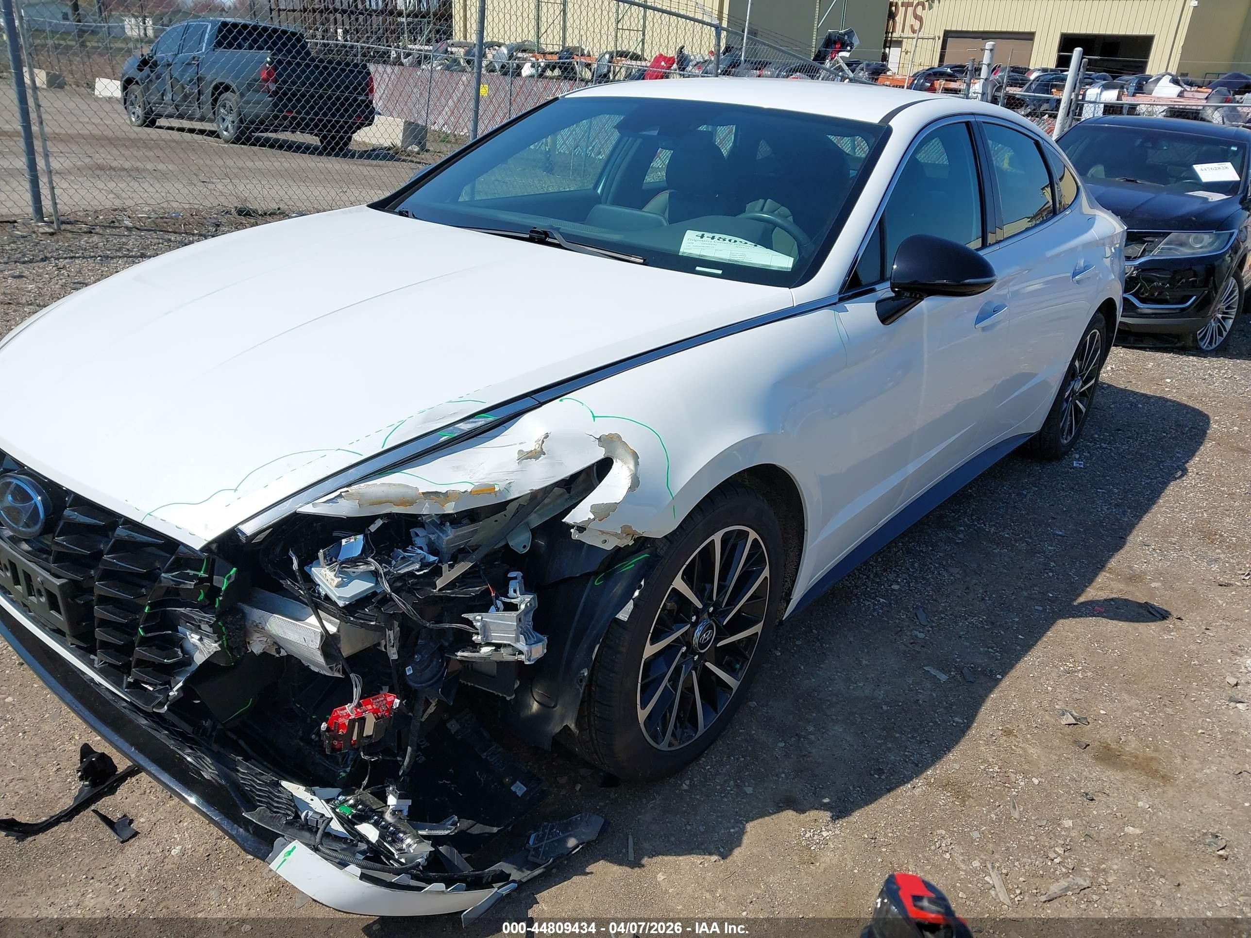 2020 Hyundai Sonata Sel Plus White vin: 5NPEJ4J29LH005120