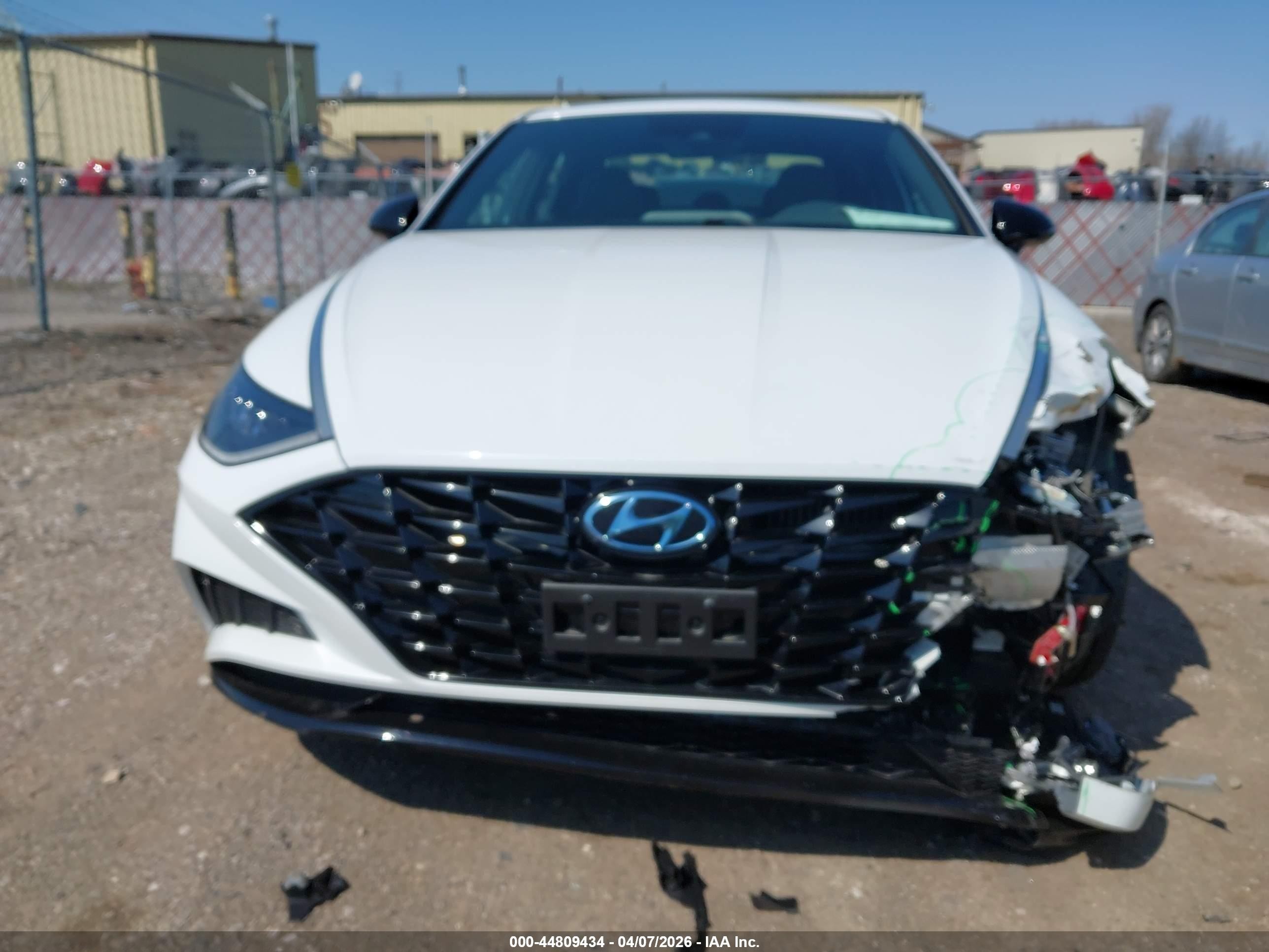 2020 Hyundai Sonata Sel Plus White vin: 5NPEJ4J29LH005120