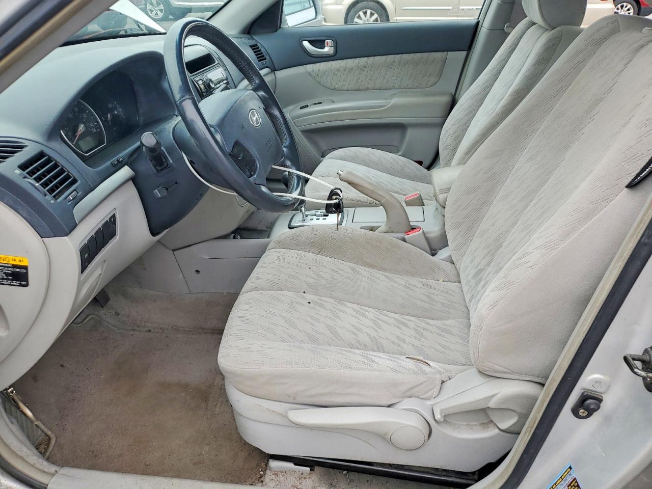 2006 Hyundai Sonata Gl Silver vin: 5NPET46C06H103775