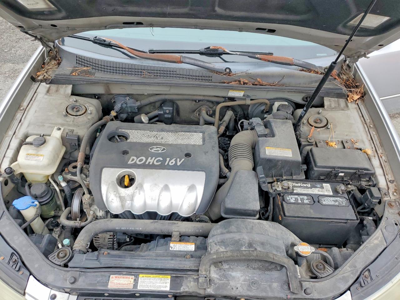 2006 Hyundai Sonata Gl Silver vin: 5NPET46C06H103775