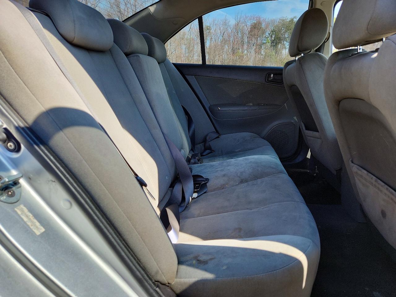 2009 Hyundai Sonata Gls Silver vin: 5NPET46C09H447367