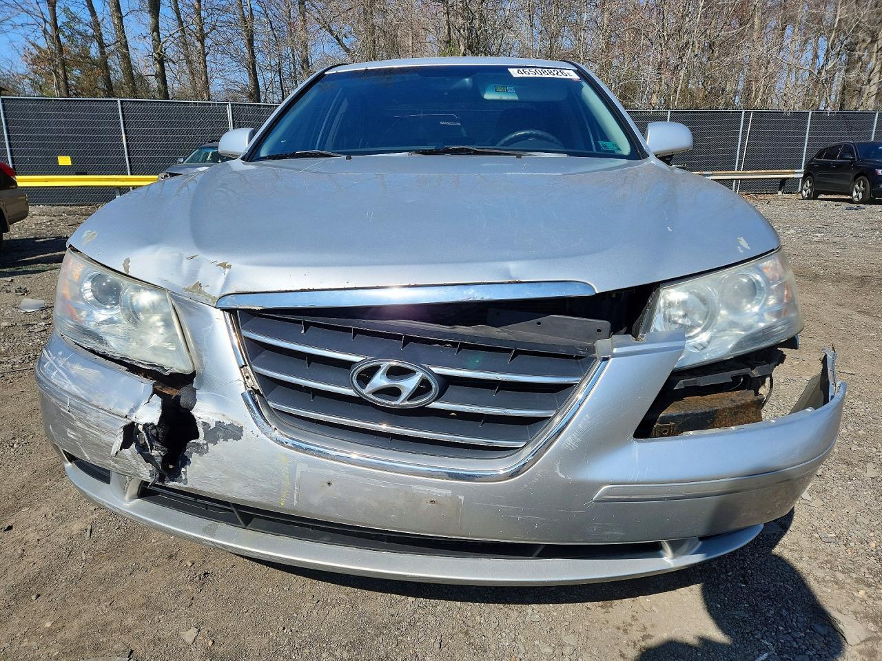 2009 Hyundai Sonata Gls Silver vin: 5NPET46C09H447367