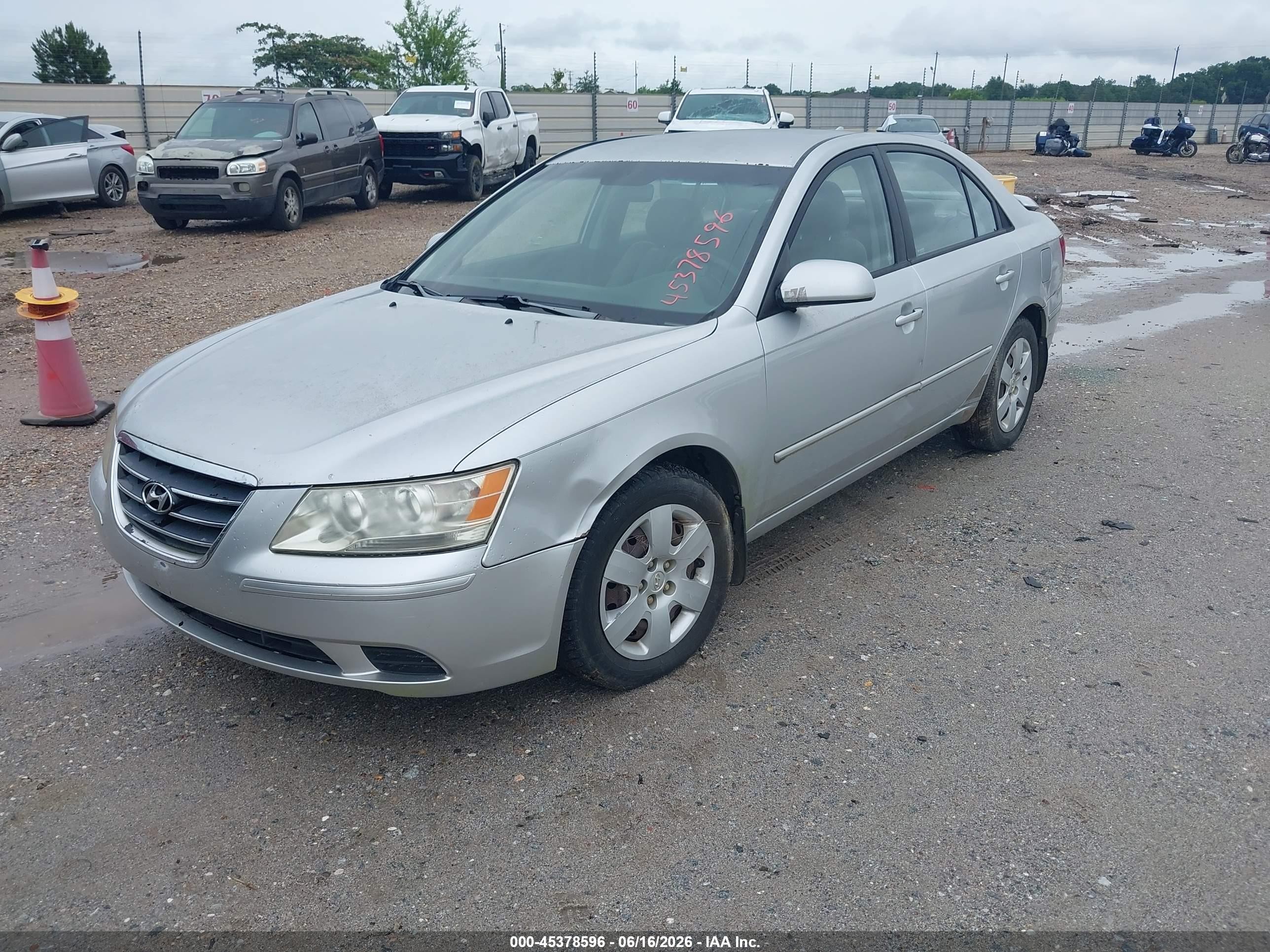 2009 Hyundai Sonata Gls Silver vin: 5NPET46C09H459017