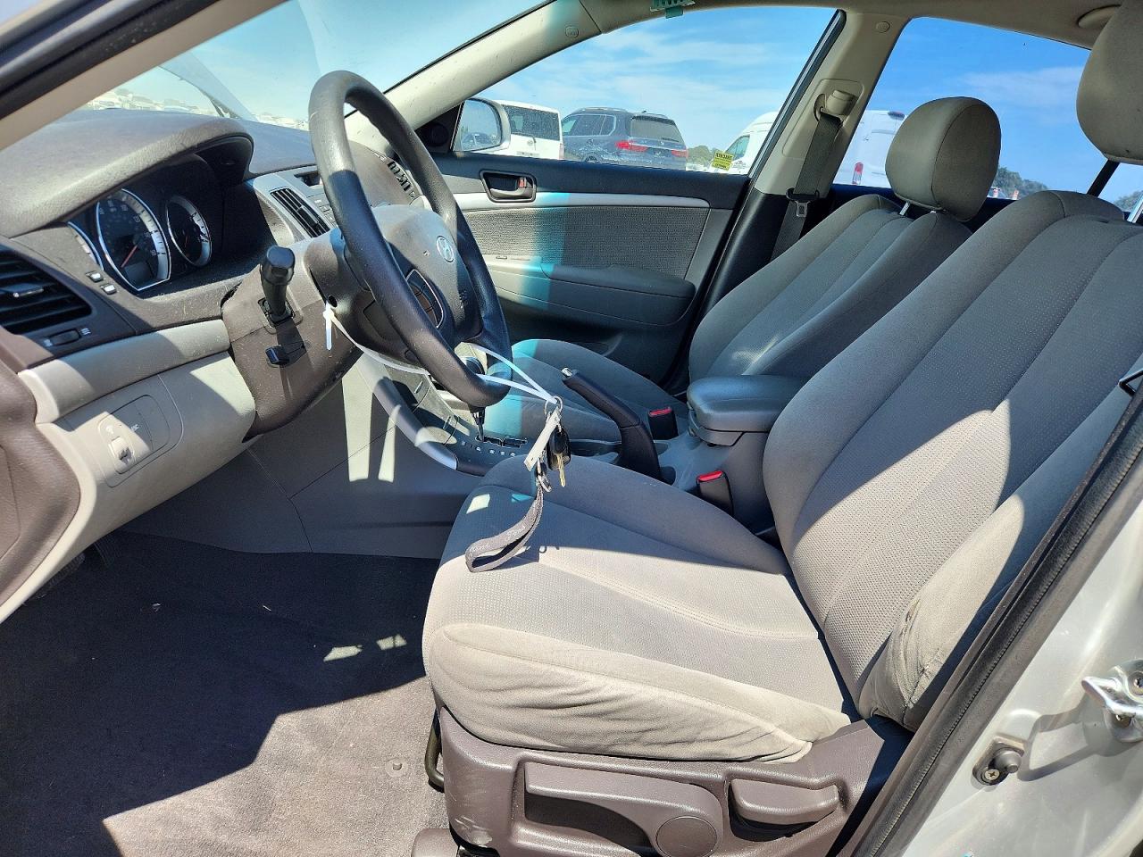 2009 Hyundai Sonata Gls Silver vin: 5NPET46C09H487254