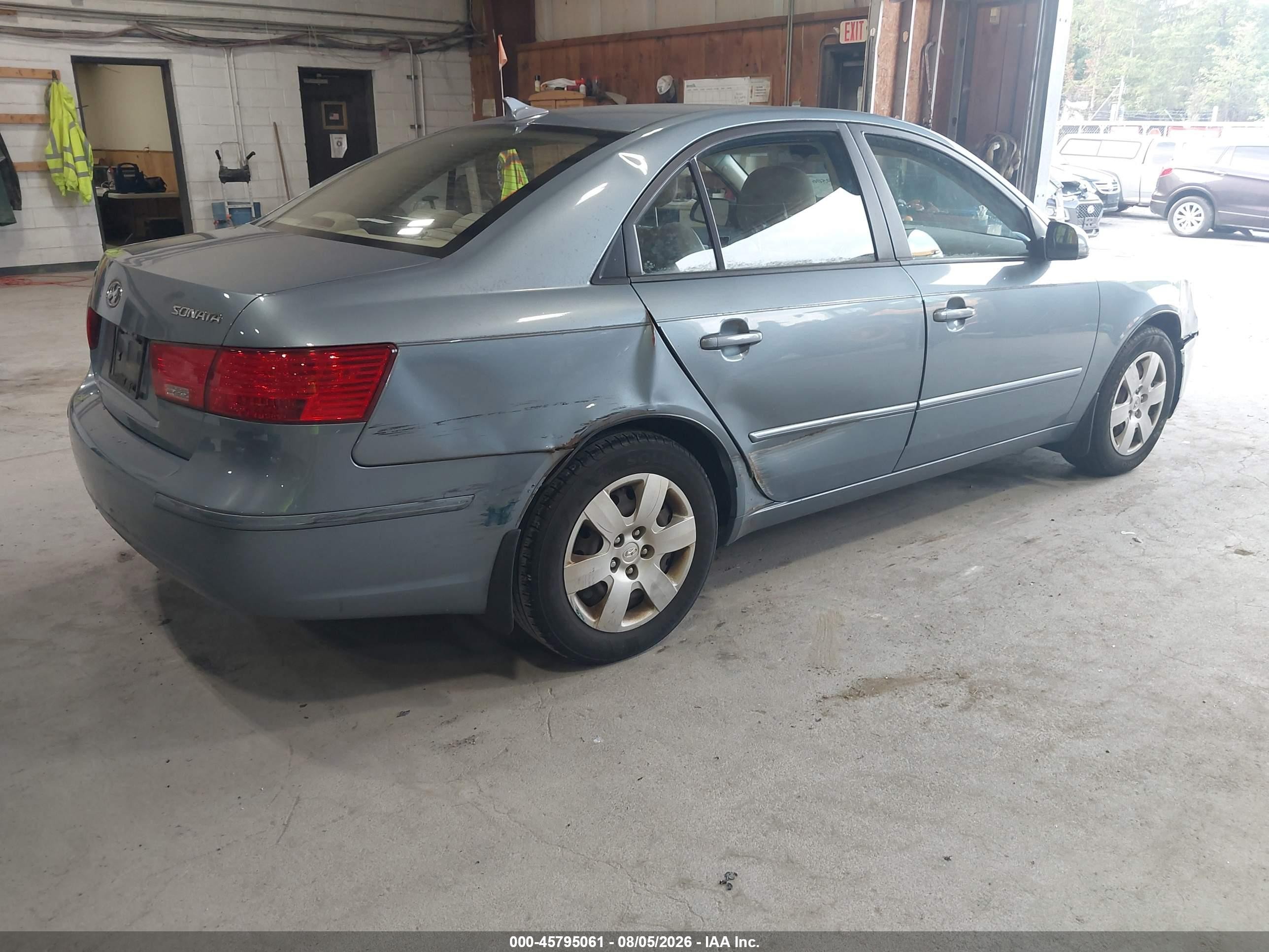 2009 Hyundai Sonata Gls Blue vin: 5NPET46C09H519832