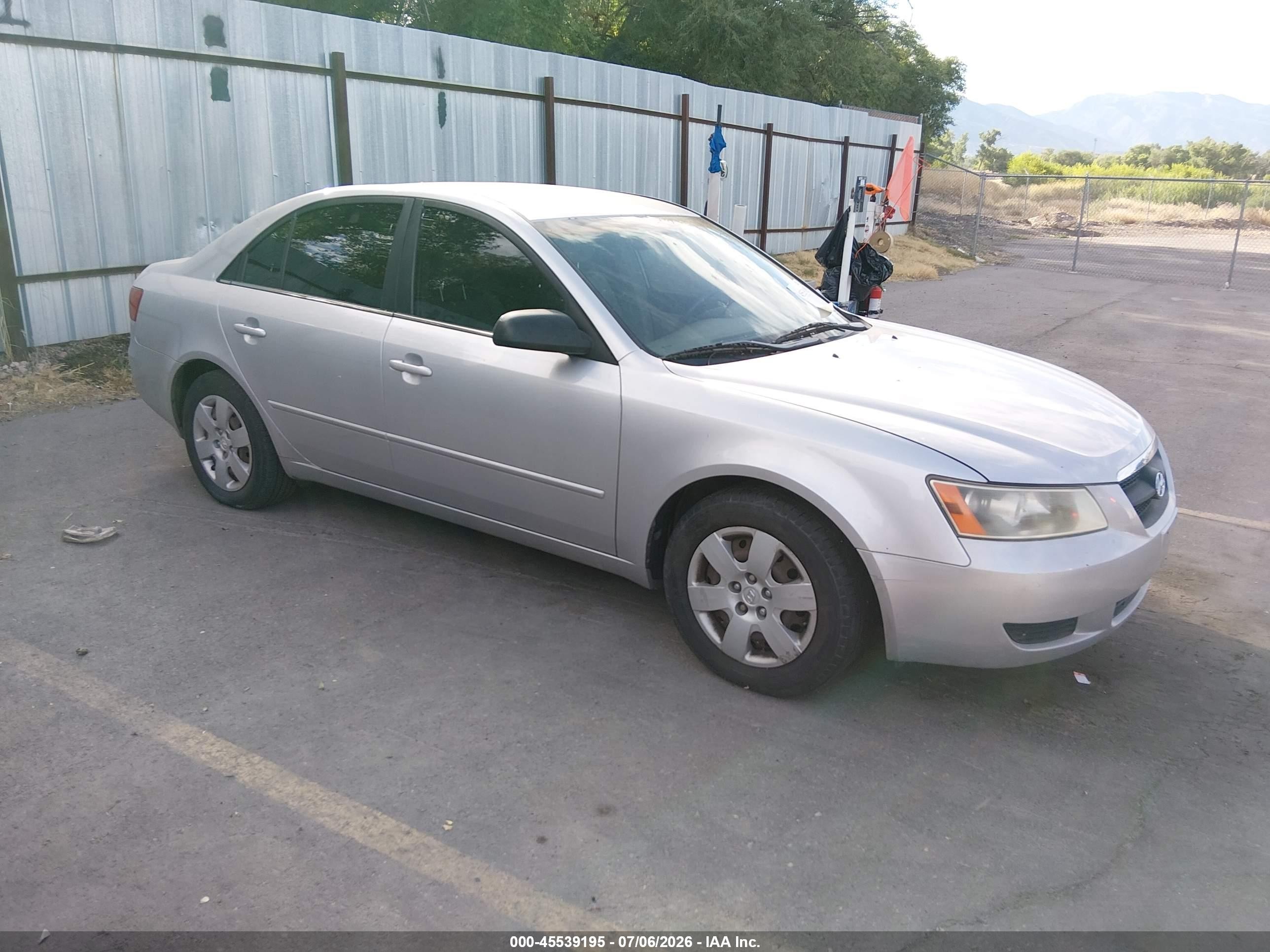 2008 Hyundai Sonata Gls Серебряный vin: 5NPET46C18H313076