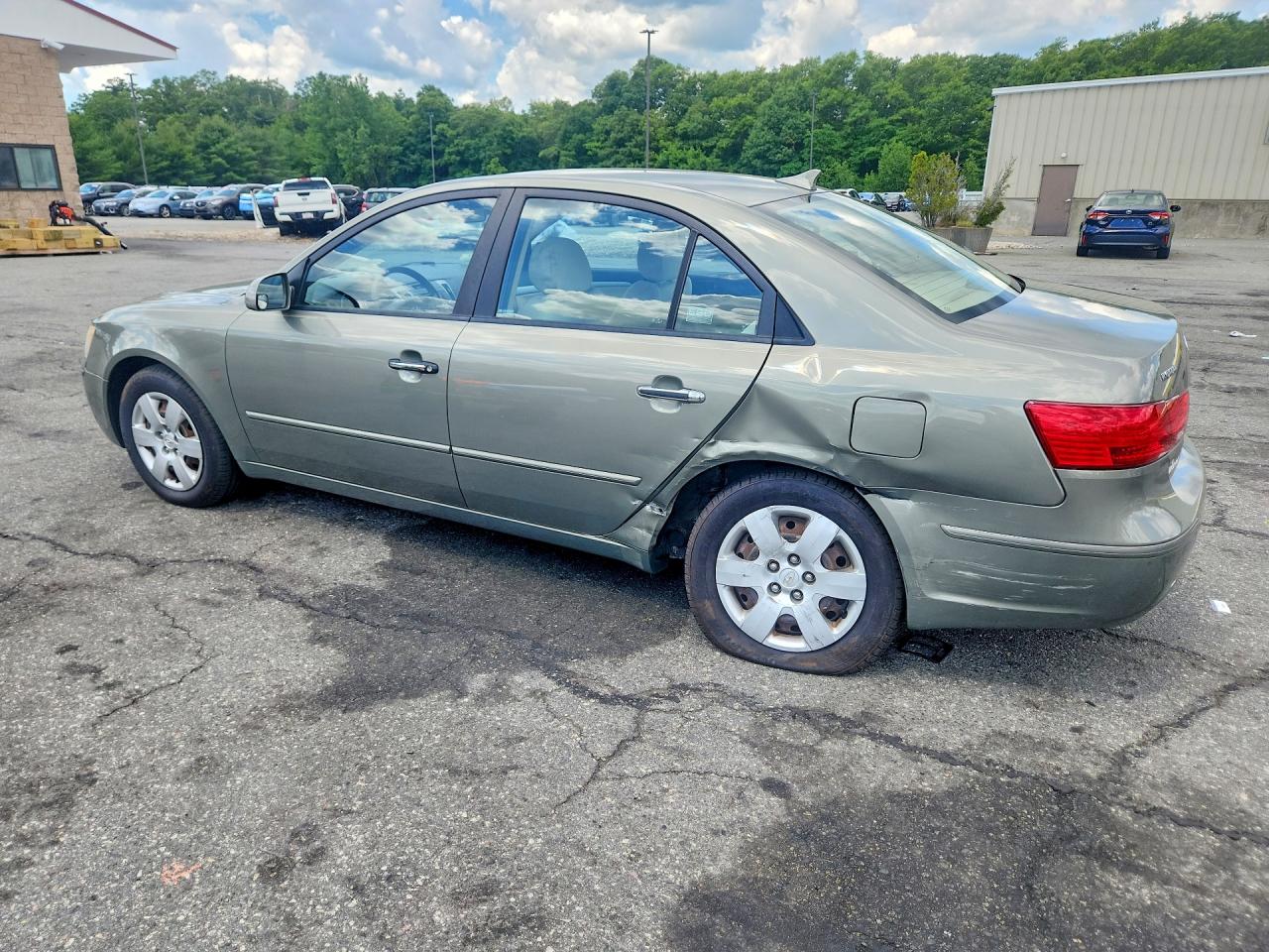 2009 Hyundai Sonata Gls Silver vin: 5NPET46C19H404480