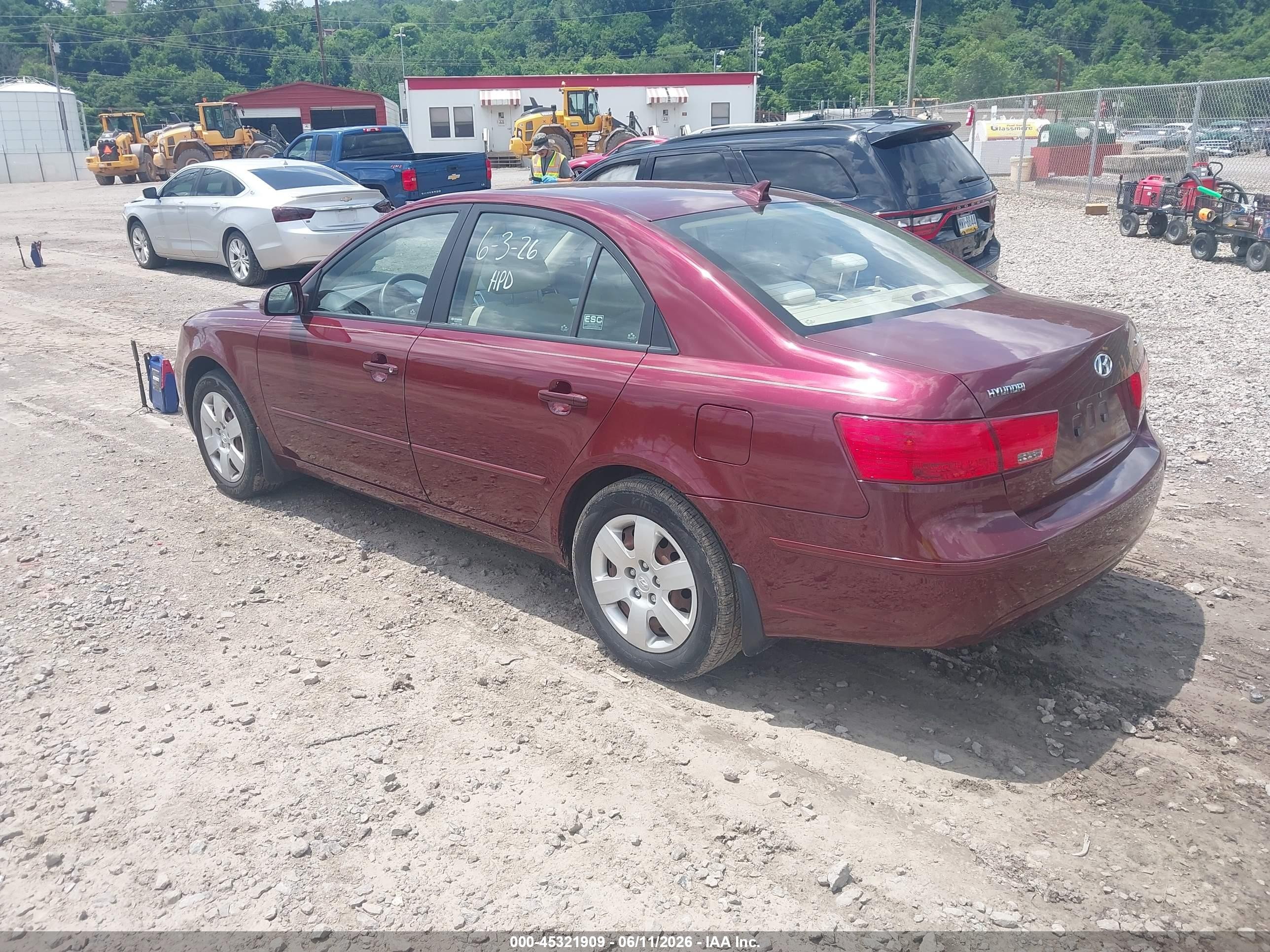 2009 Hyundai Sonata Gls Burgundy vin: 5NPET46C19H501078
