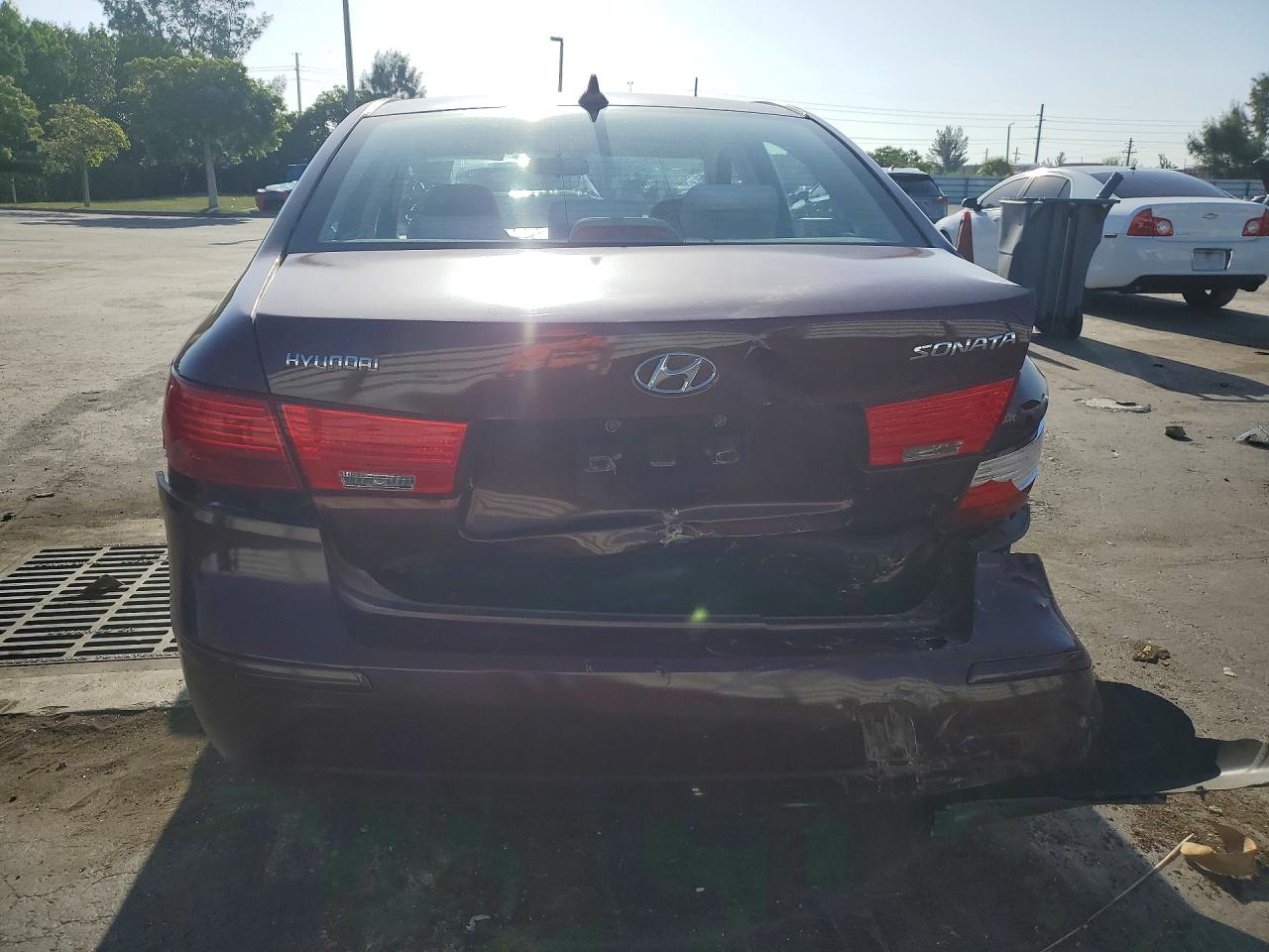 2009 Hyundai Sonata Gls Burgundy vin: 5NPET46C19H507530
