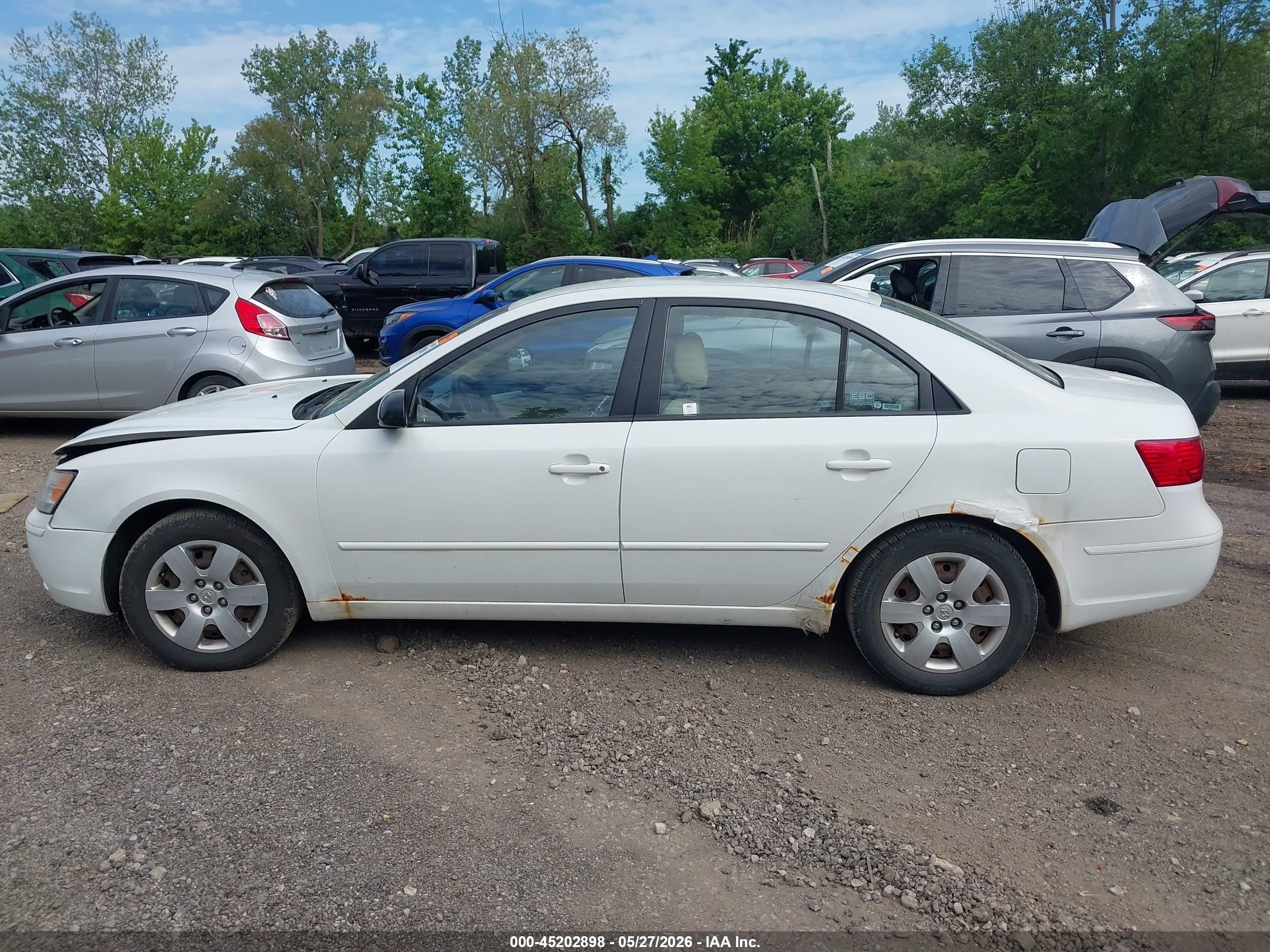 2009 Hyundai Sonata Gls White vin: 5NPET46C19H532931