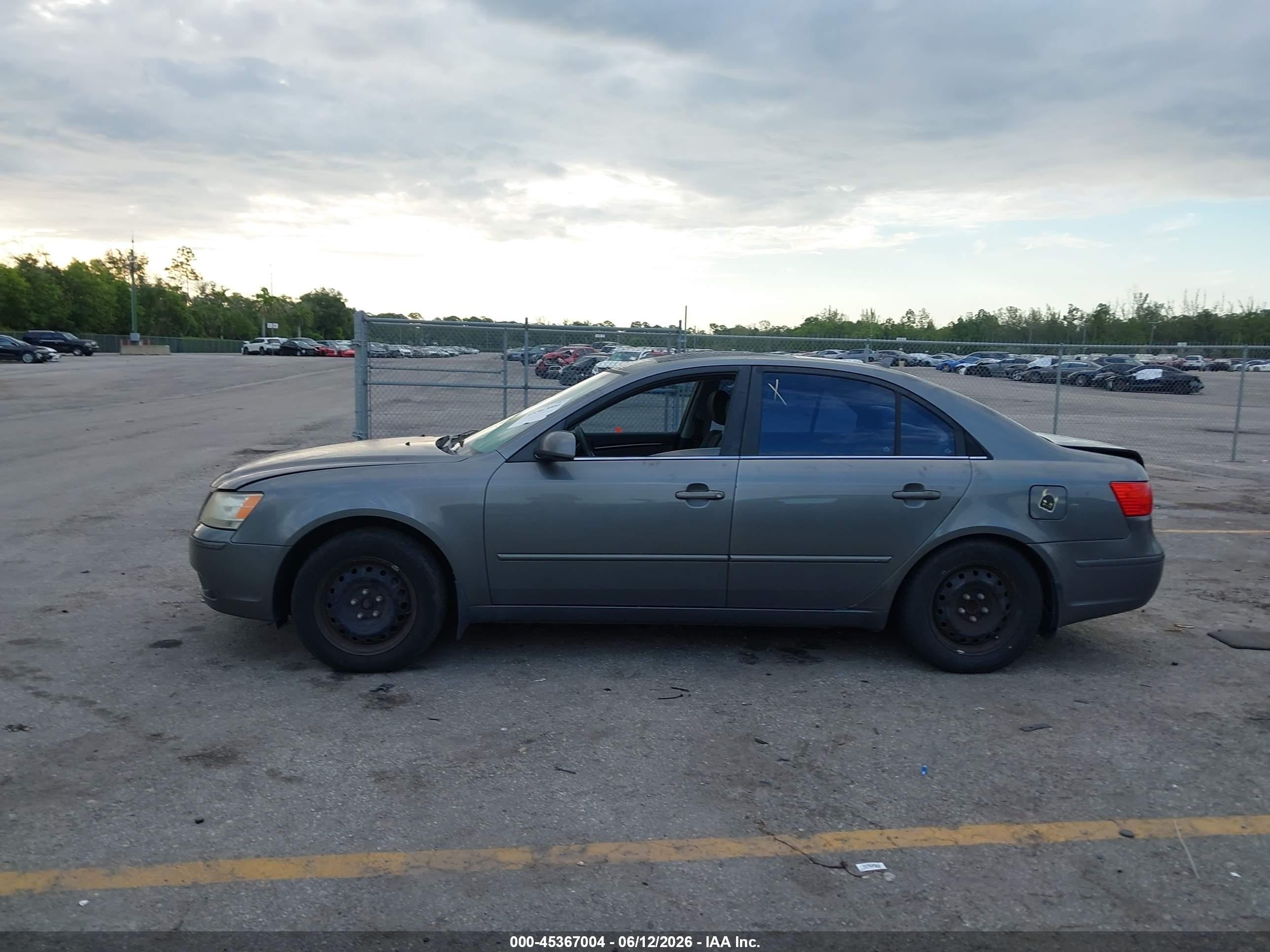2009 Hyundai Sonata Gls Gray vin: 5NPET46C19H538714