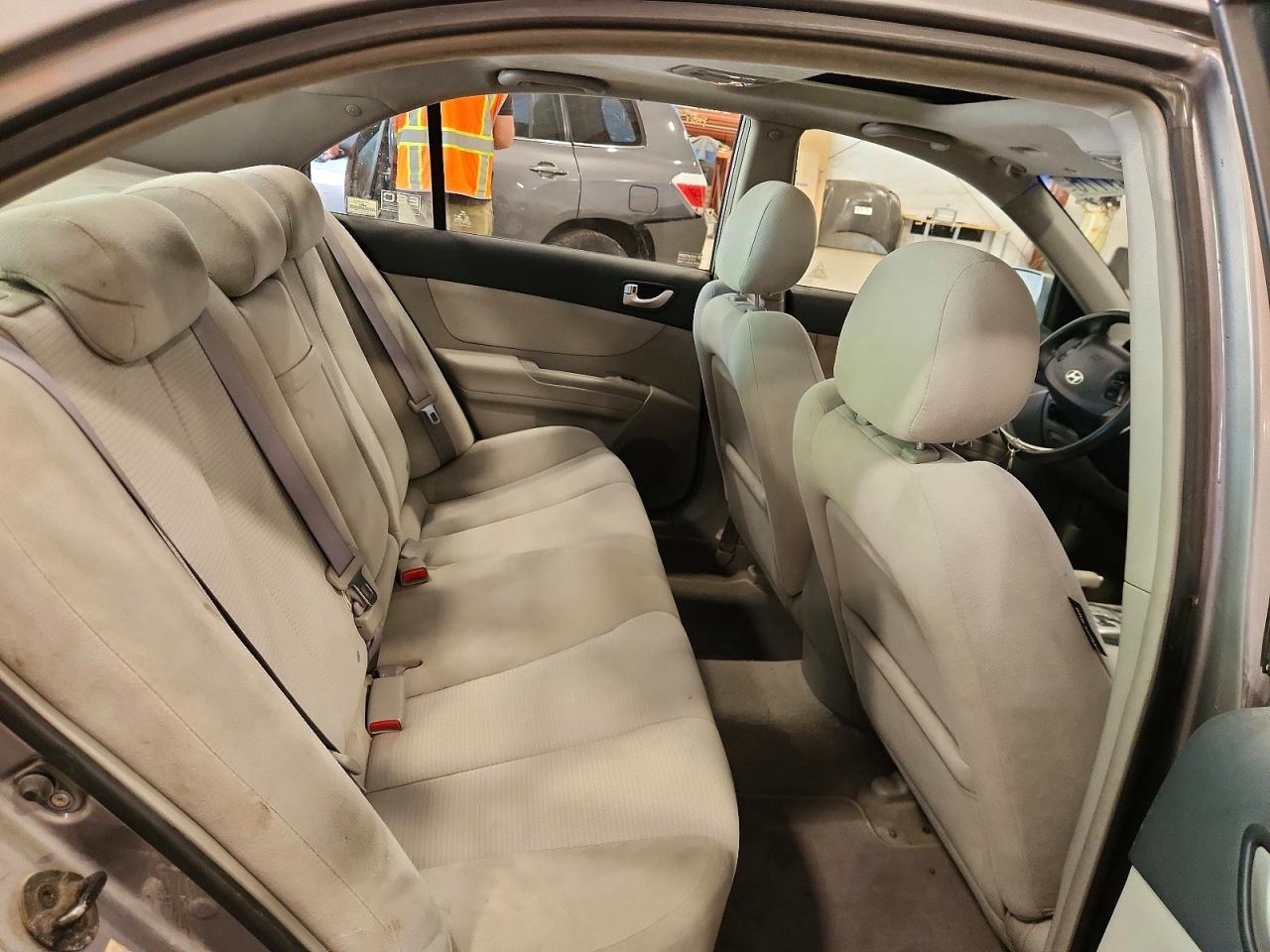2008 Hyundai Sonata Gls Gray vin: 5NPET46C28H339864
