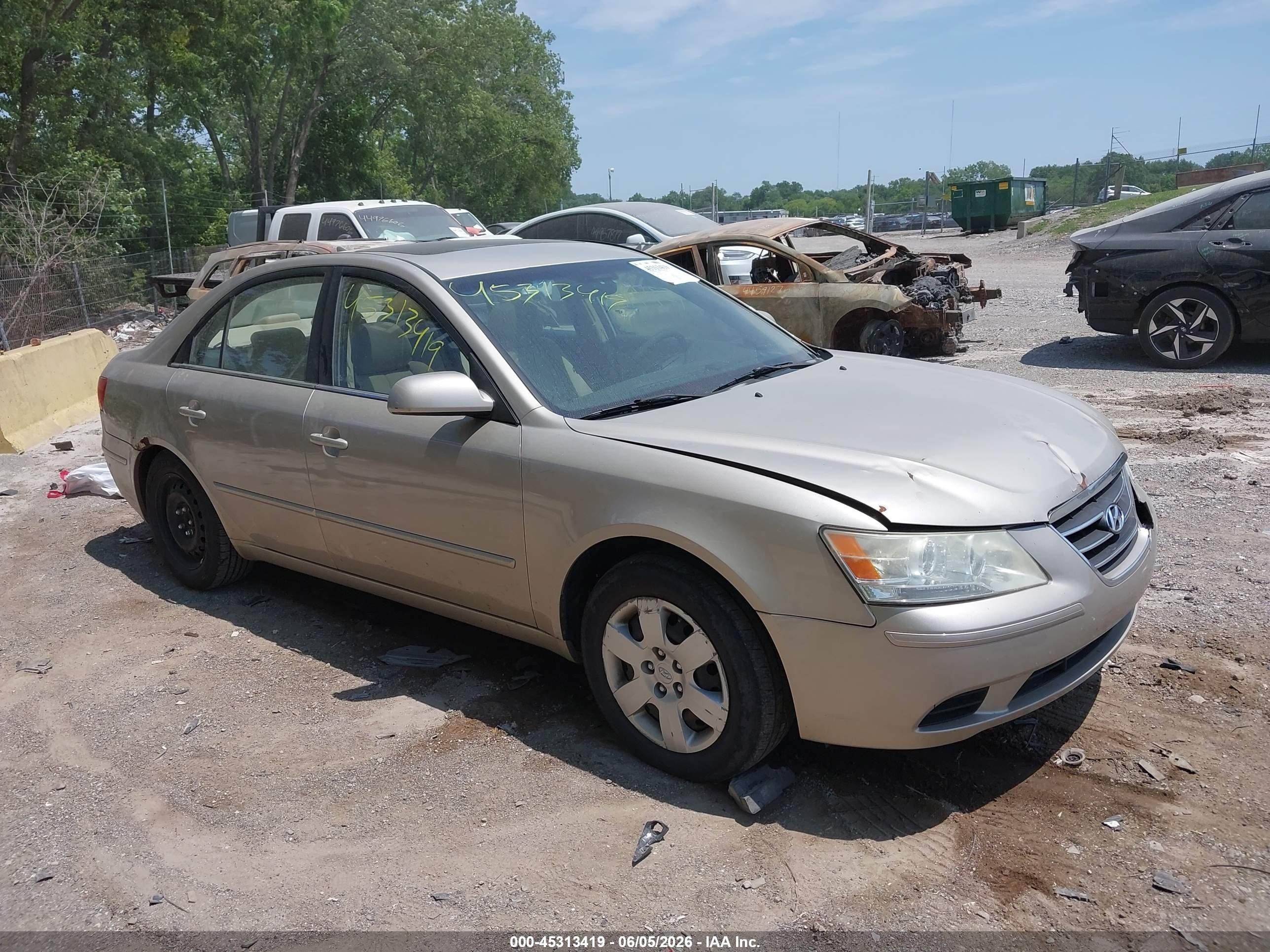 2009 Hyundai Sonata Gls Gold vin: 5NPET46C29H453574
