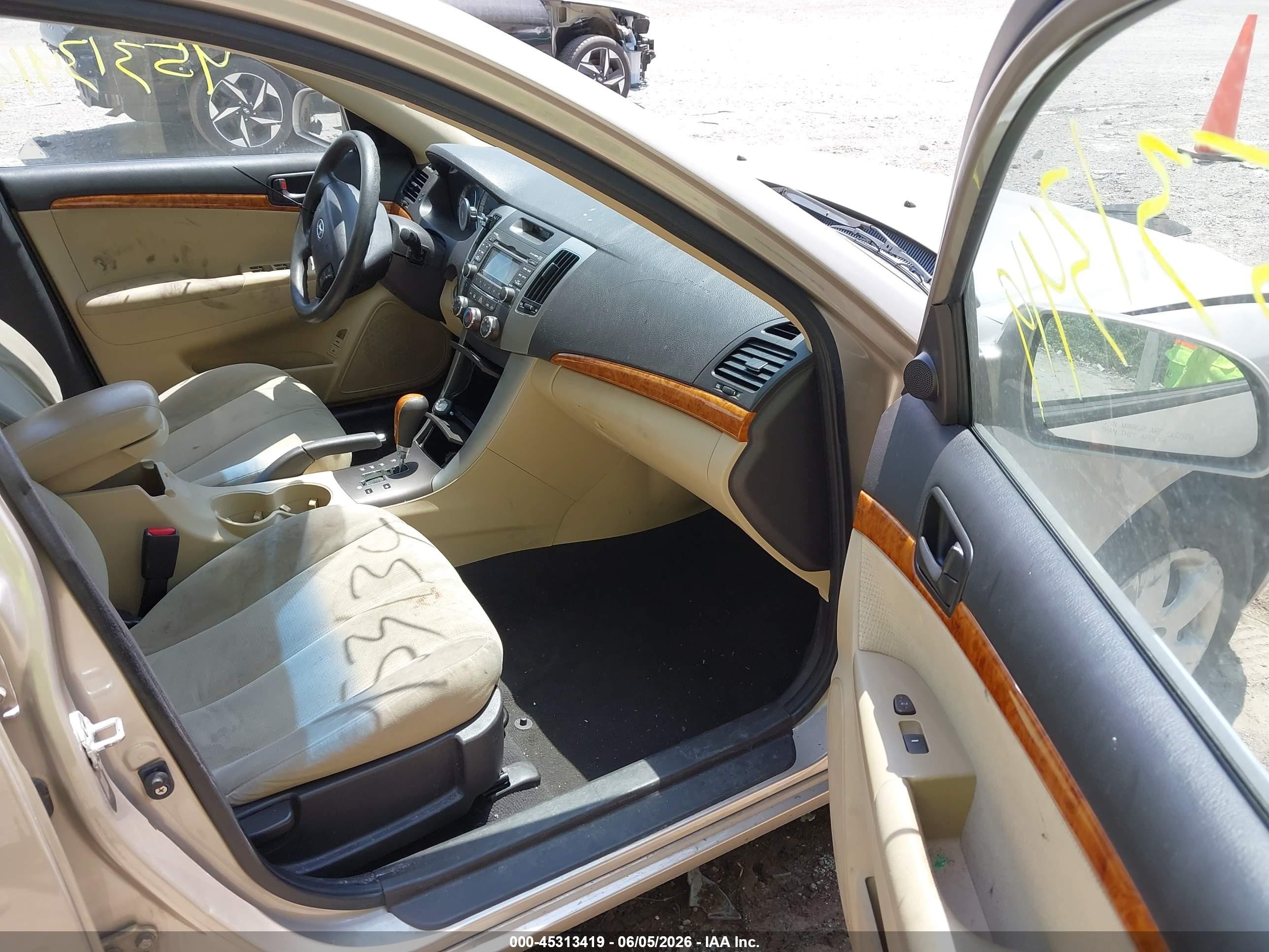 2009 Hyundai Sonata Gls Gold vin: 5NPET46C29H453574