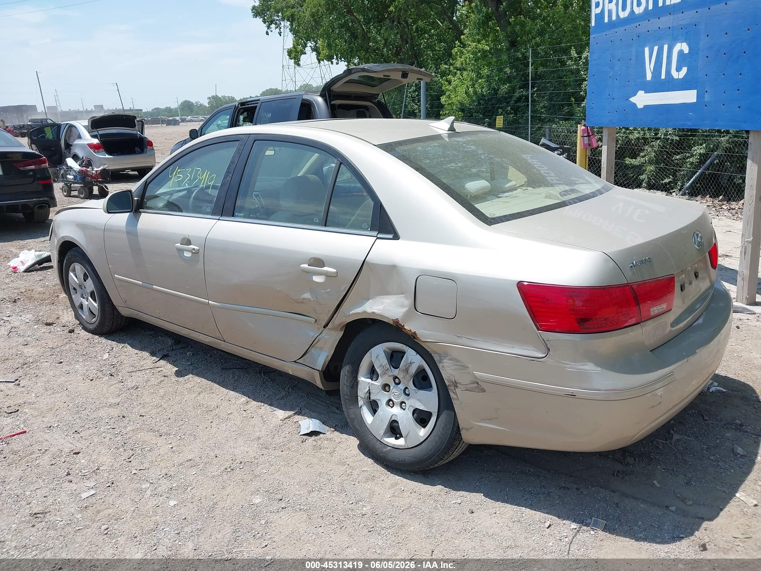 2009 Hyundai Sonata Gls Gold vin: 5NPET46C29H453574