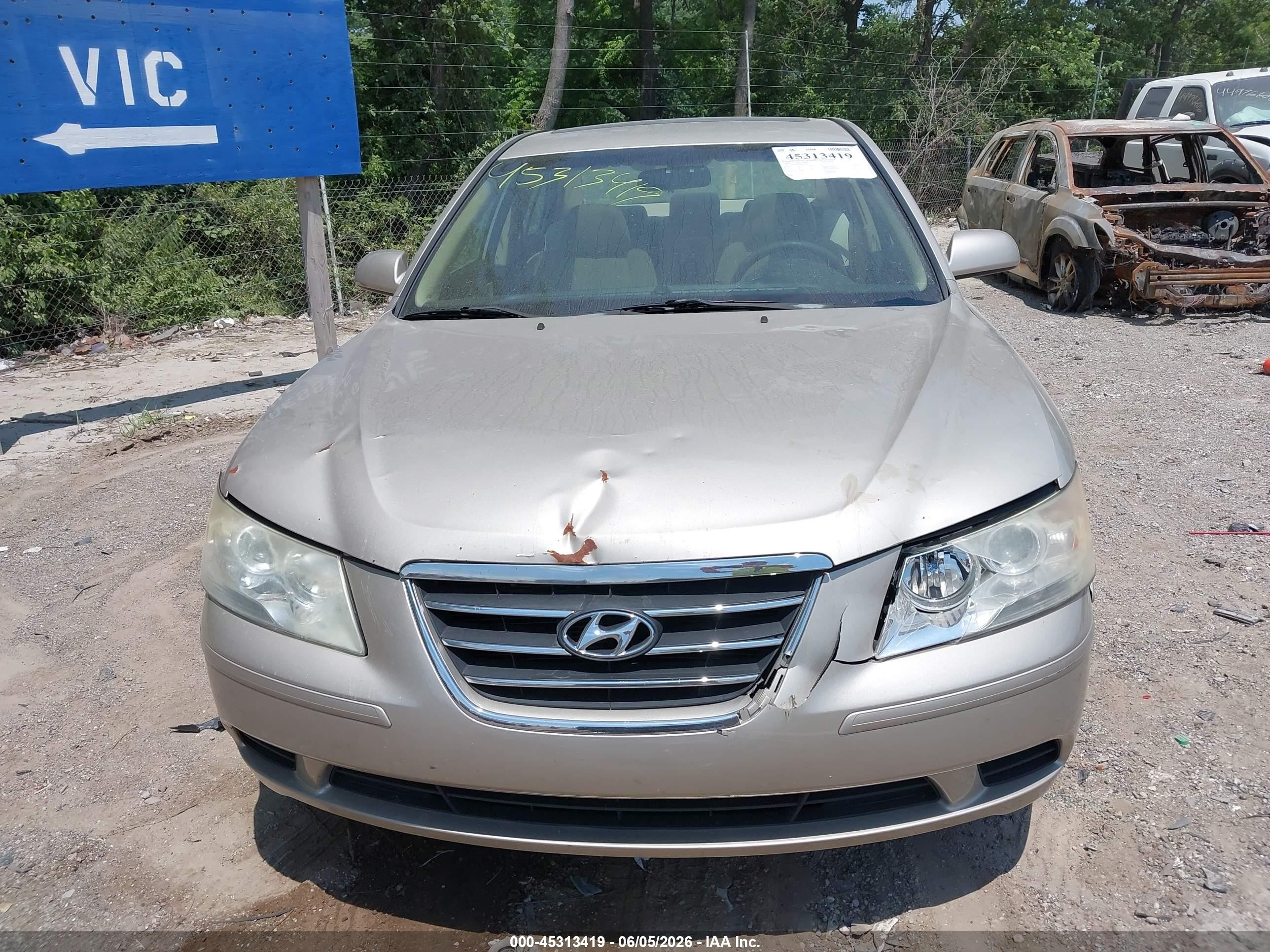 2009 Hyundai Sonata Gls Gold vin: 5NPET46C29H453574