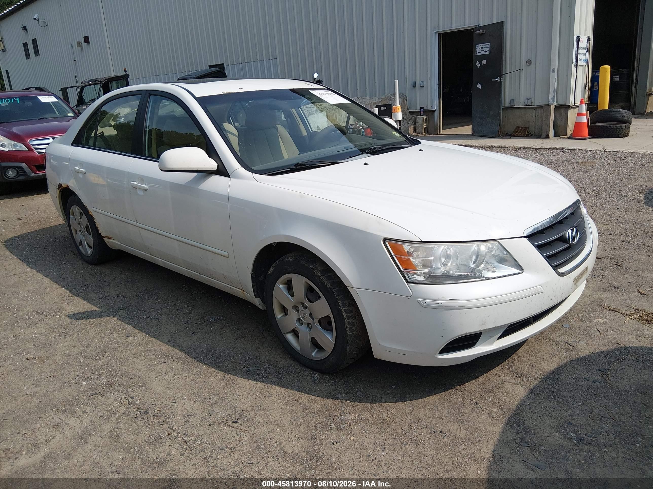 2009 Hyundai Sonata Gls White vin: 5NPET46C29H460654