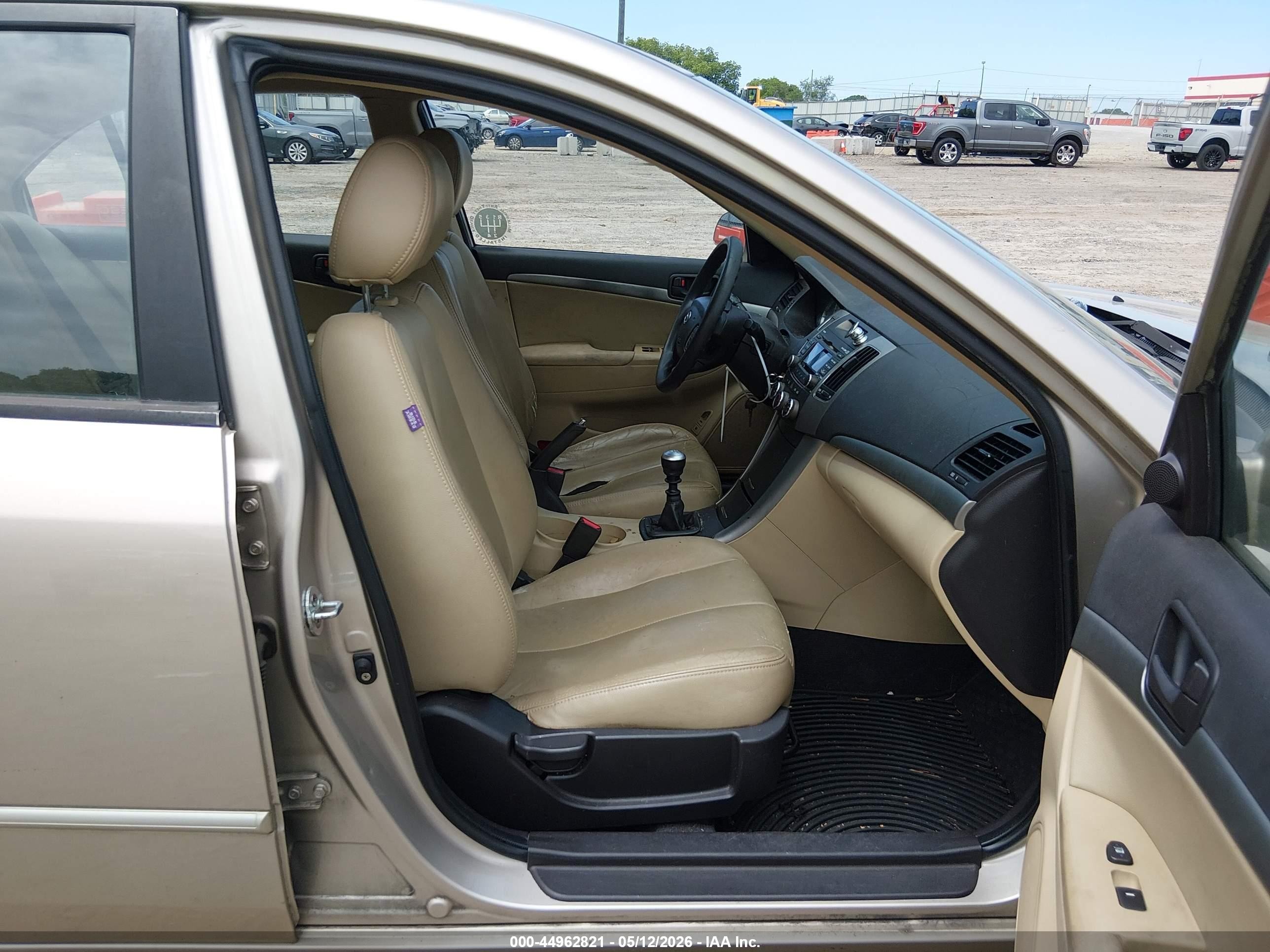 2009 Hyundai Sonata Gls Gold vin: 5NPET46C29H507603