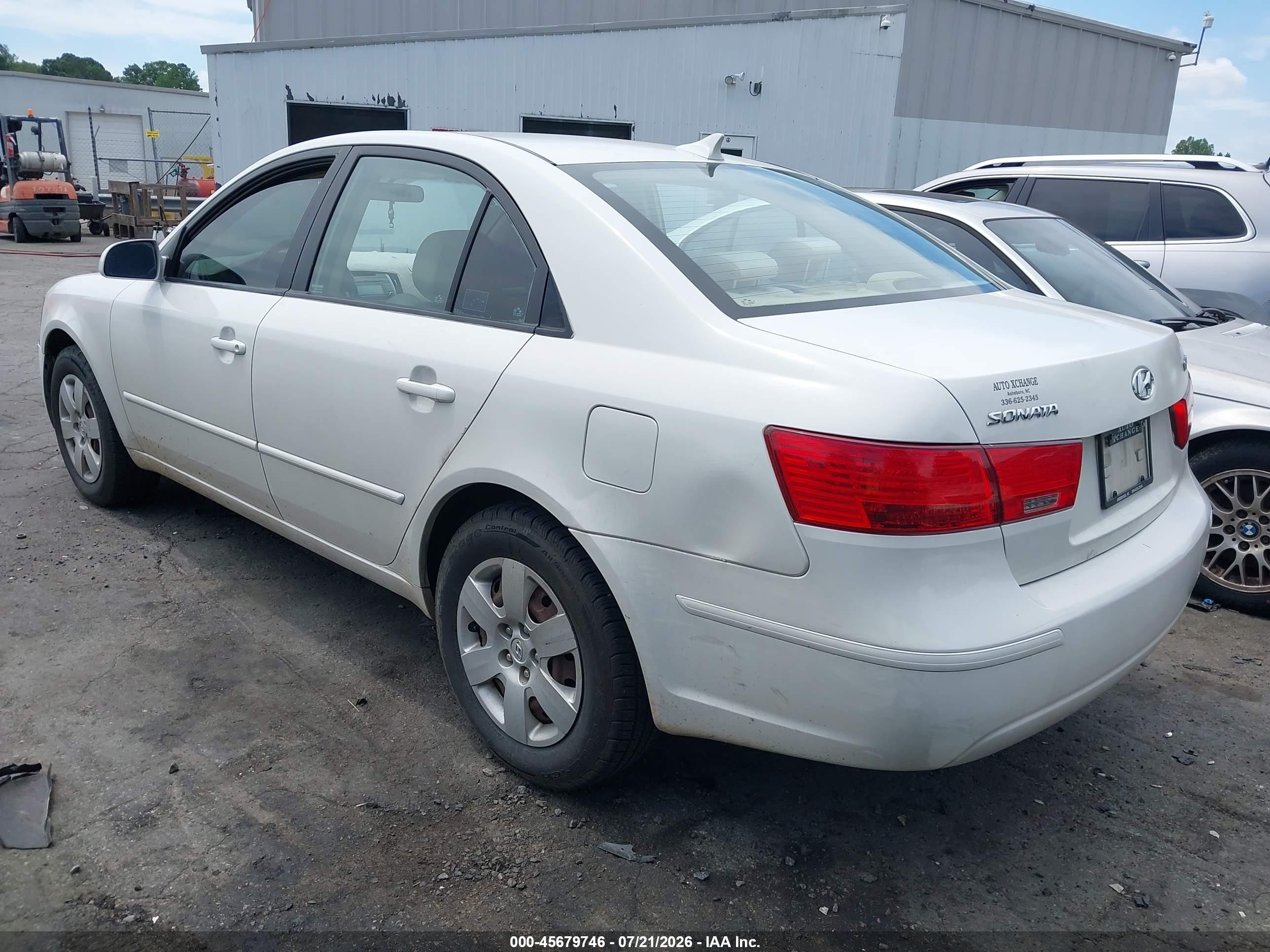 2009 Hyundai Sonata Gls White vin: 5NPET46C29H509139