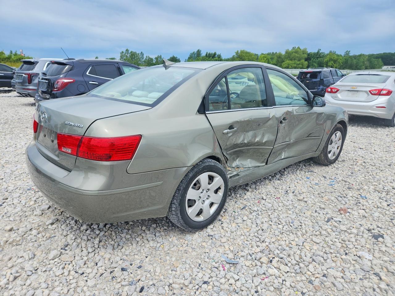 2009 Hyundai Sonata Gls Beige vin: 5NPET46C29H526247