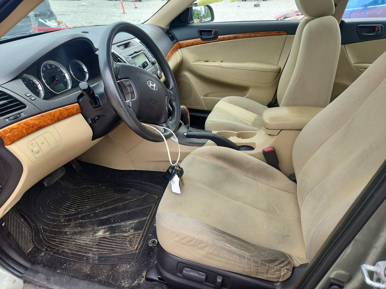 2009 Hyundai Sonata Gls Beige vin: 5NPET46C29H526247