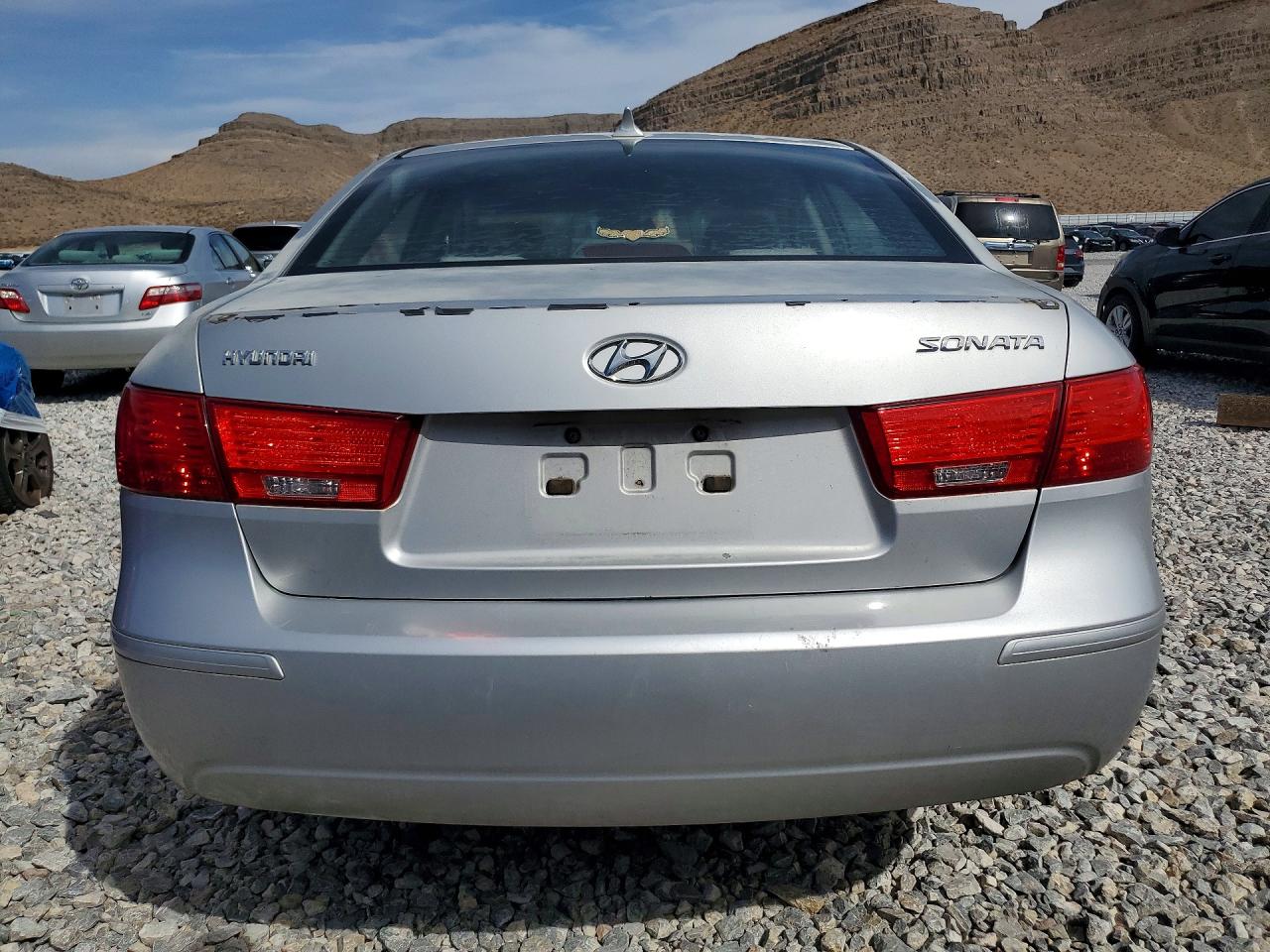 2009 Hyundai Sonata Gls Silver vin: 5NPET46C29H544473