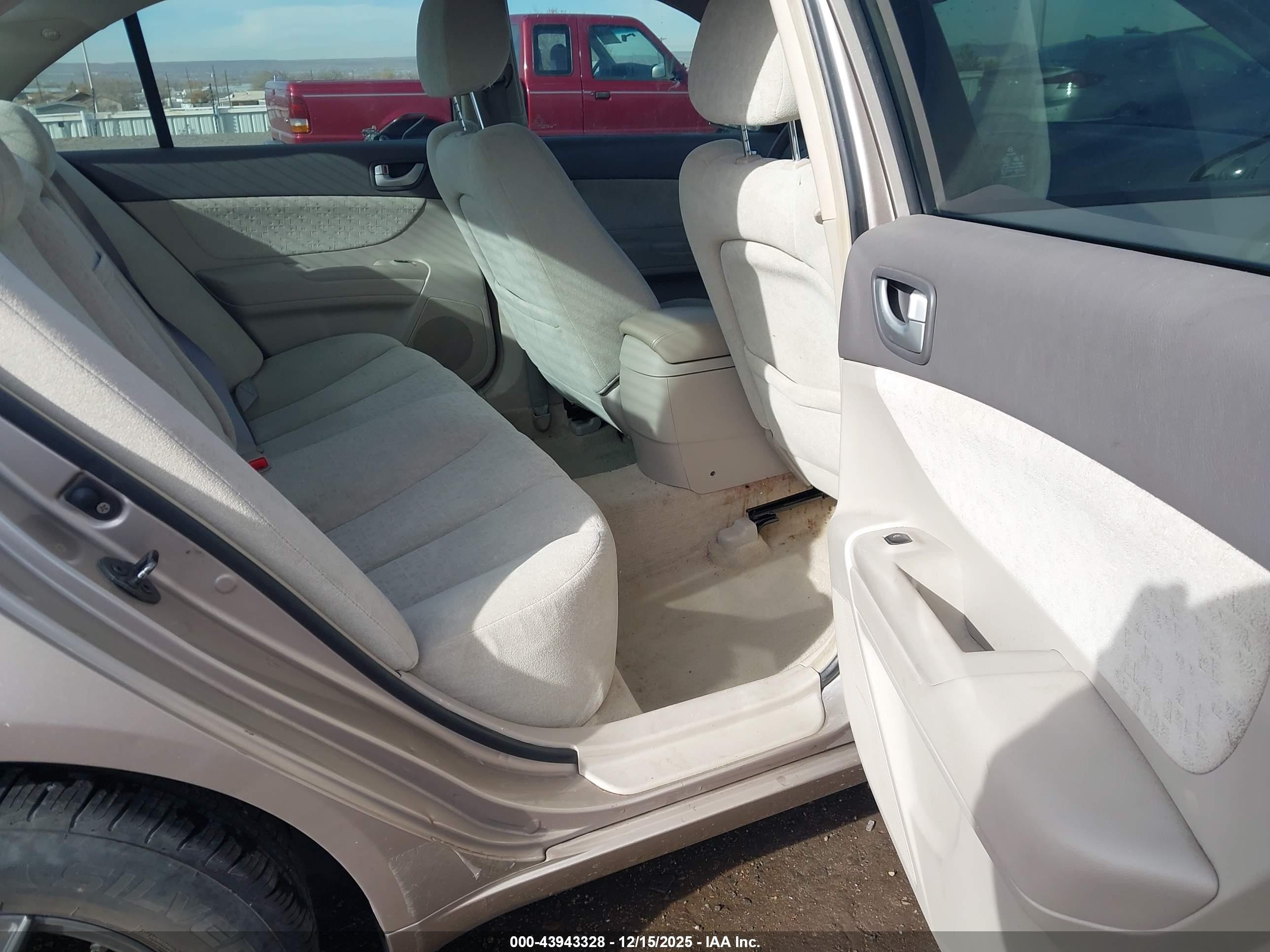 2007 Hyundai Sonata Gls Желто-коричневый vin: 5NPET46C37H288857