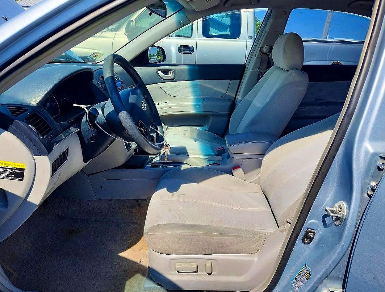 2008 Hyundai Sonata Gls Blue vin: 5NPET46C38H386739