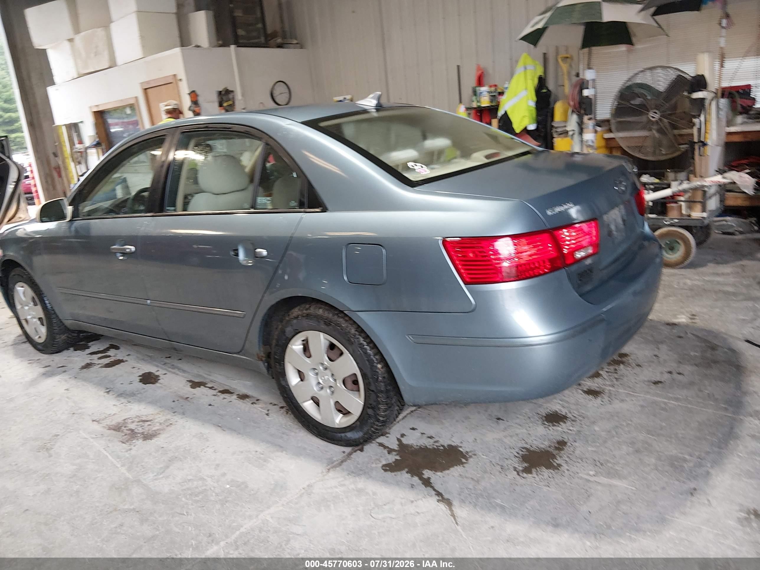 2009 Hyundai Sonata Gls Light Blue vin: 5NPET46C39H442843