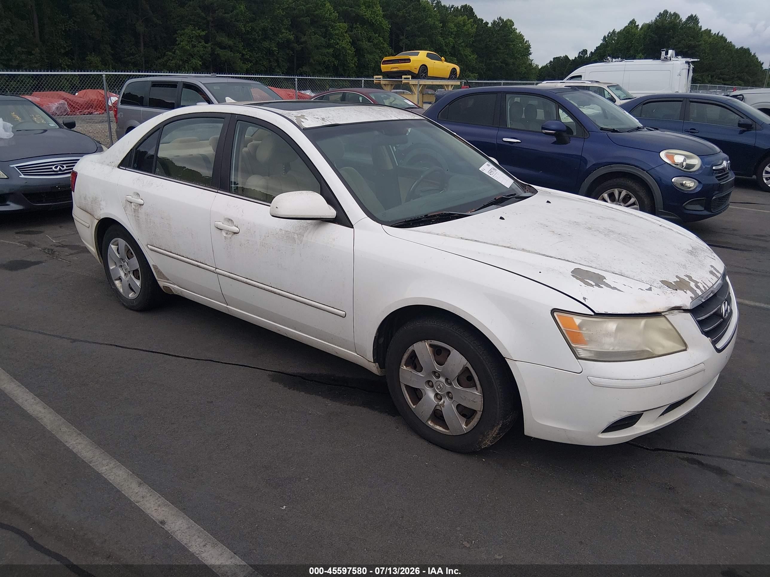 2009 Hyundai Sonata Gls White vin: 5NPET46C39H468276