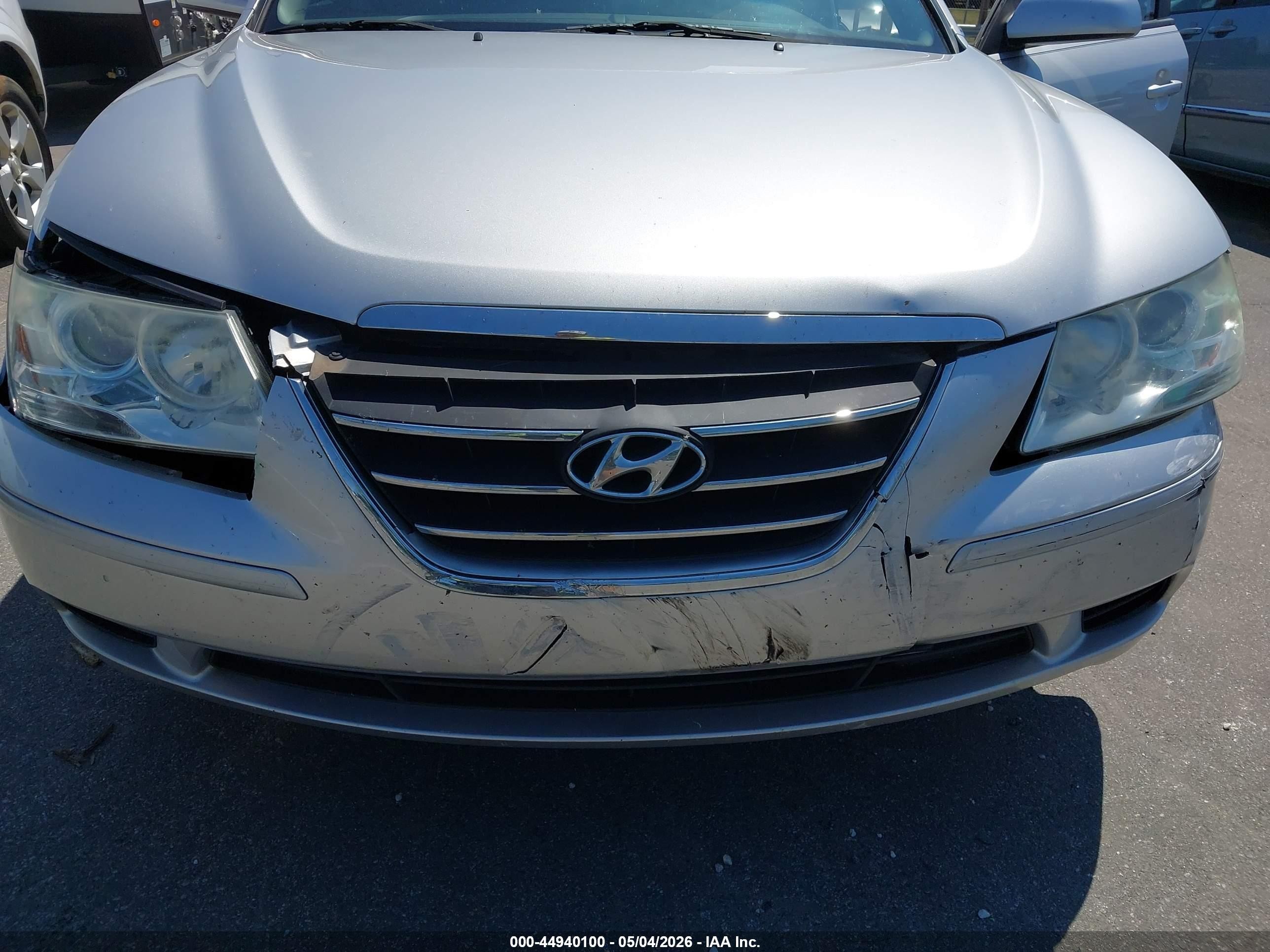 2009 Hyundai Sonata Gls Серебряный vin: 5NPET46C39H506721