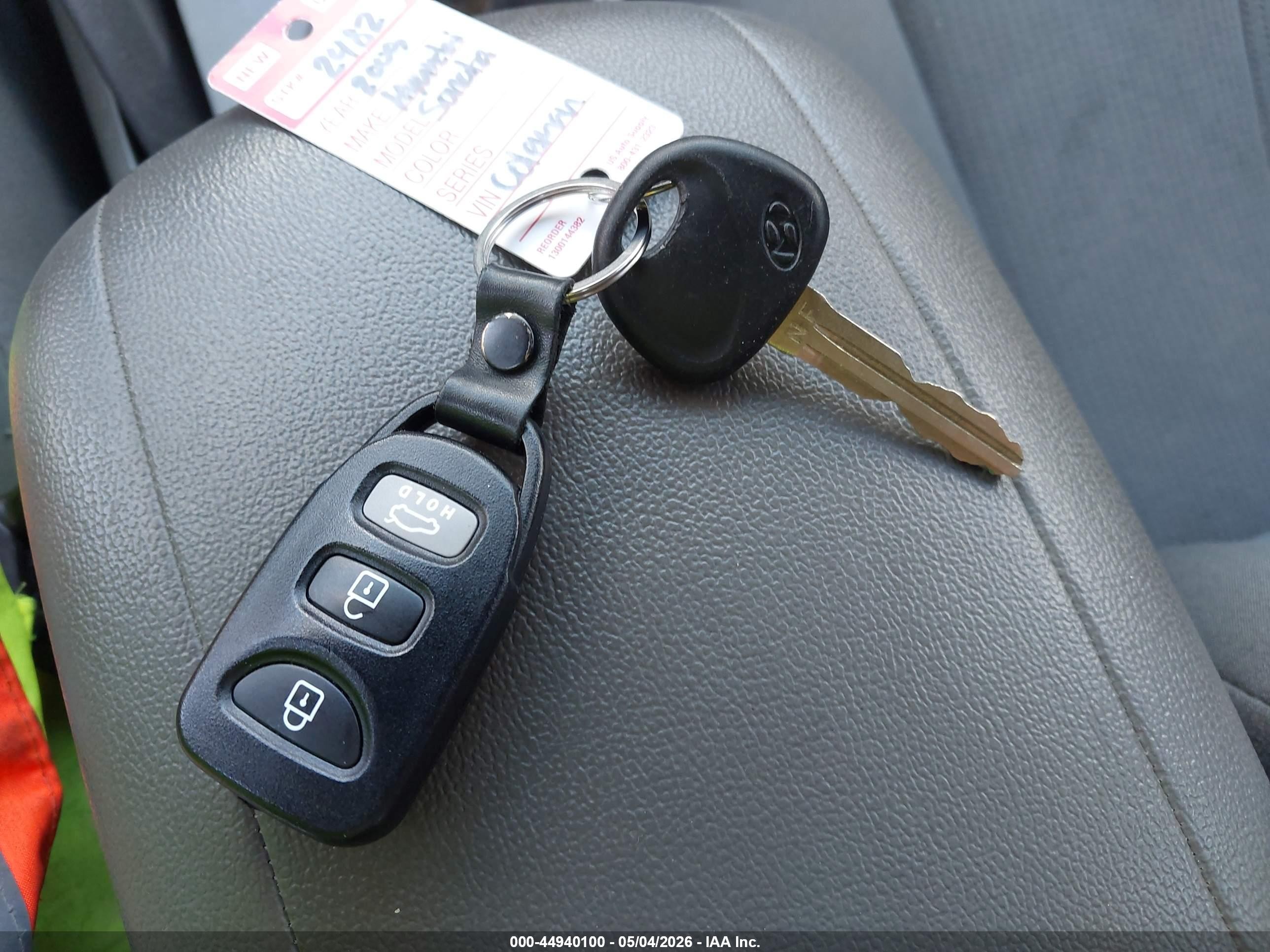 2009 Hyundai Sonata Gls Серебряный vin: 5NPET46C39H506721