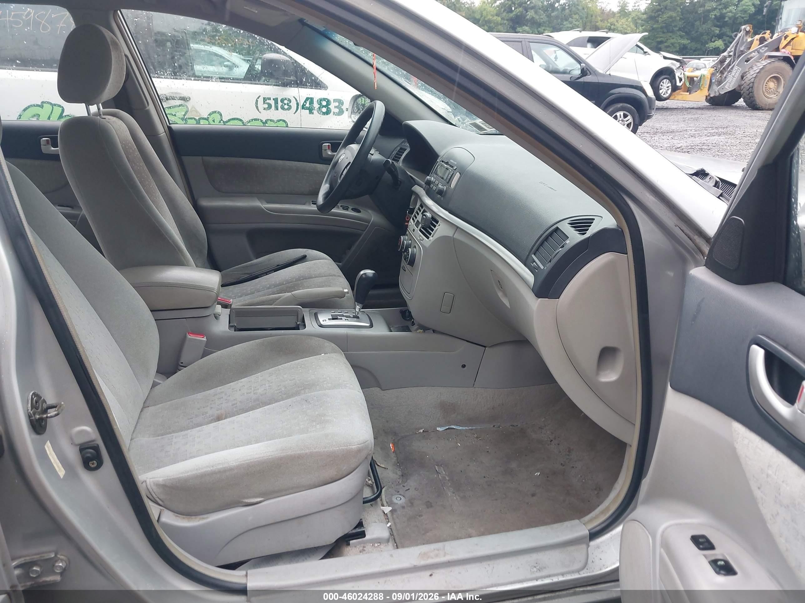2007 Hyundai Sonata Gls Silver vin: 5NPET46C47H254314