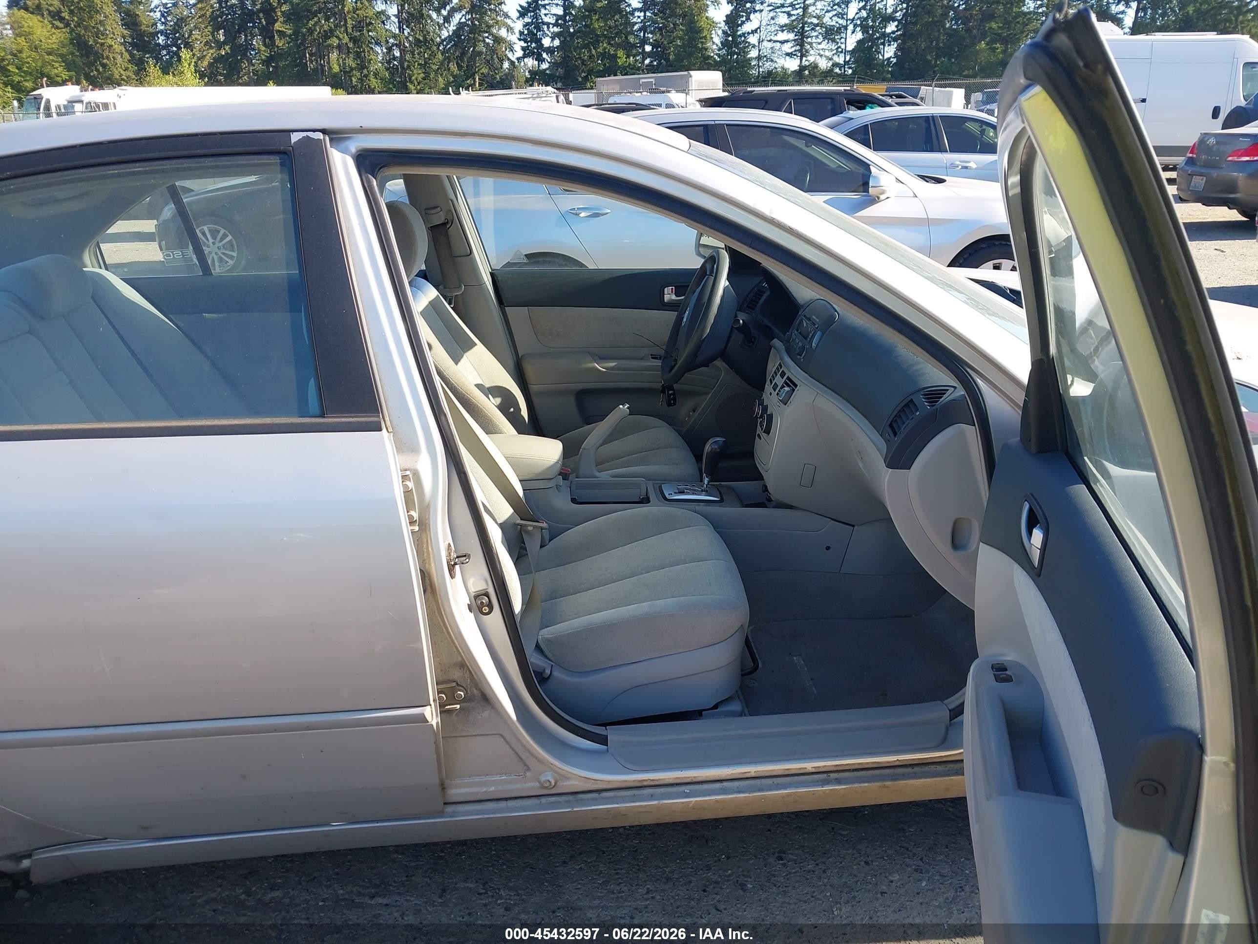 2007 Hyundai Sonata Gls/gls W/xm Silver vin: 5NPET46C47H263000