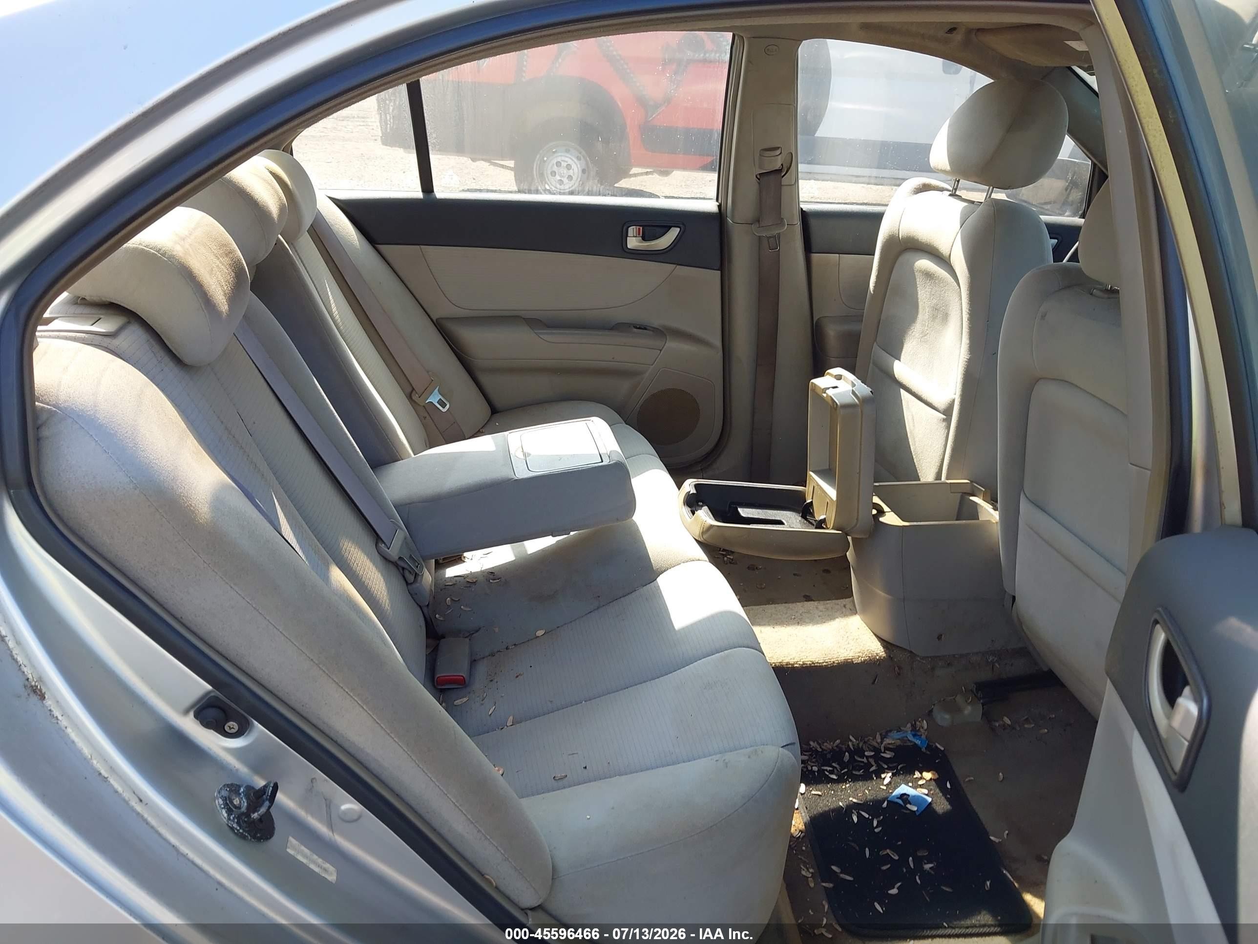 2008 Hyundai Sonata Gls Silver vin: 5NPET46C48H345956