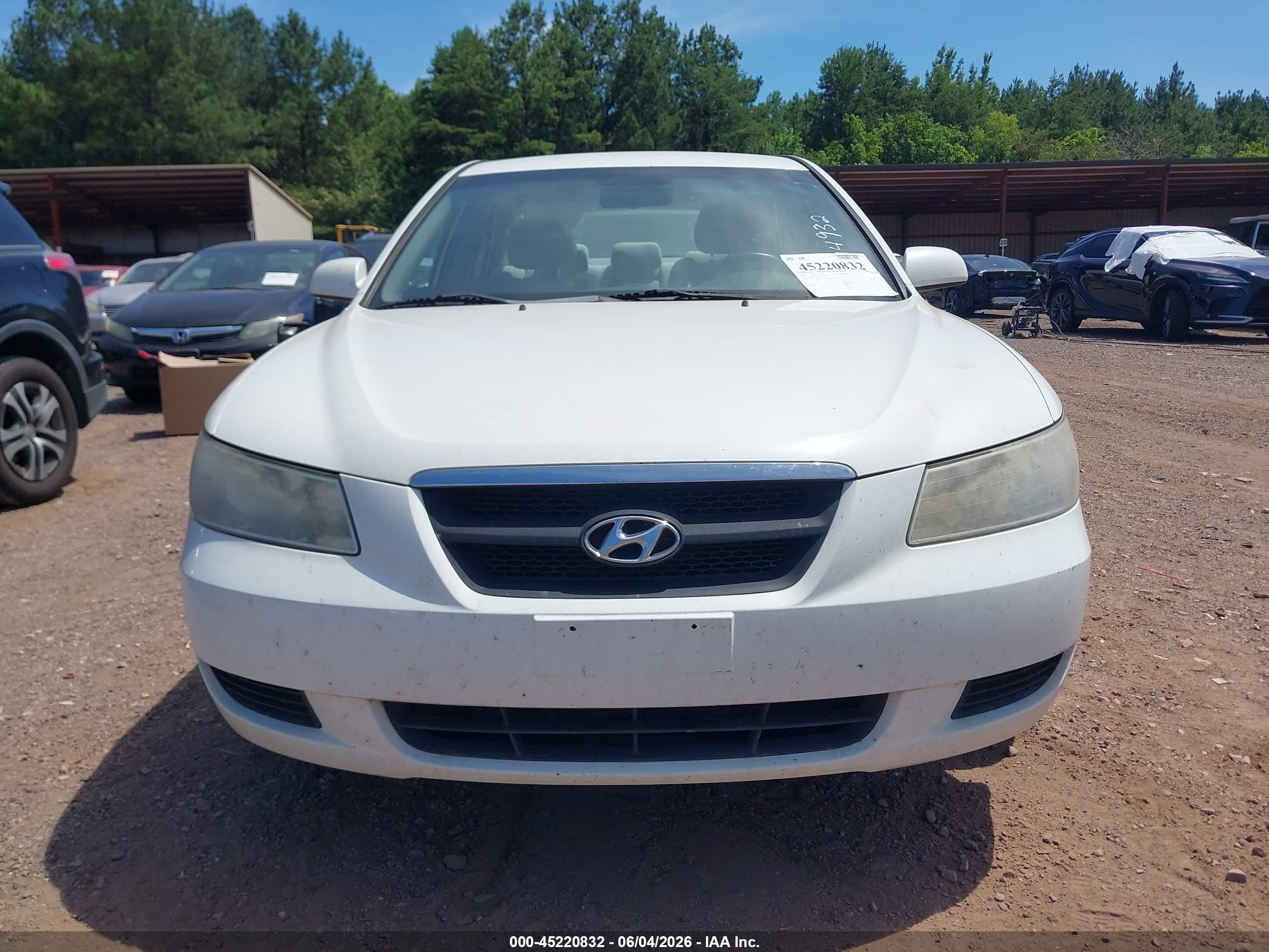 2008 Hyundai Sonata Gls White vin: 5NPET46C48H394932
