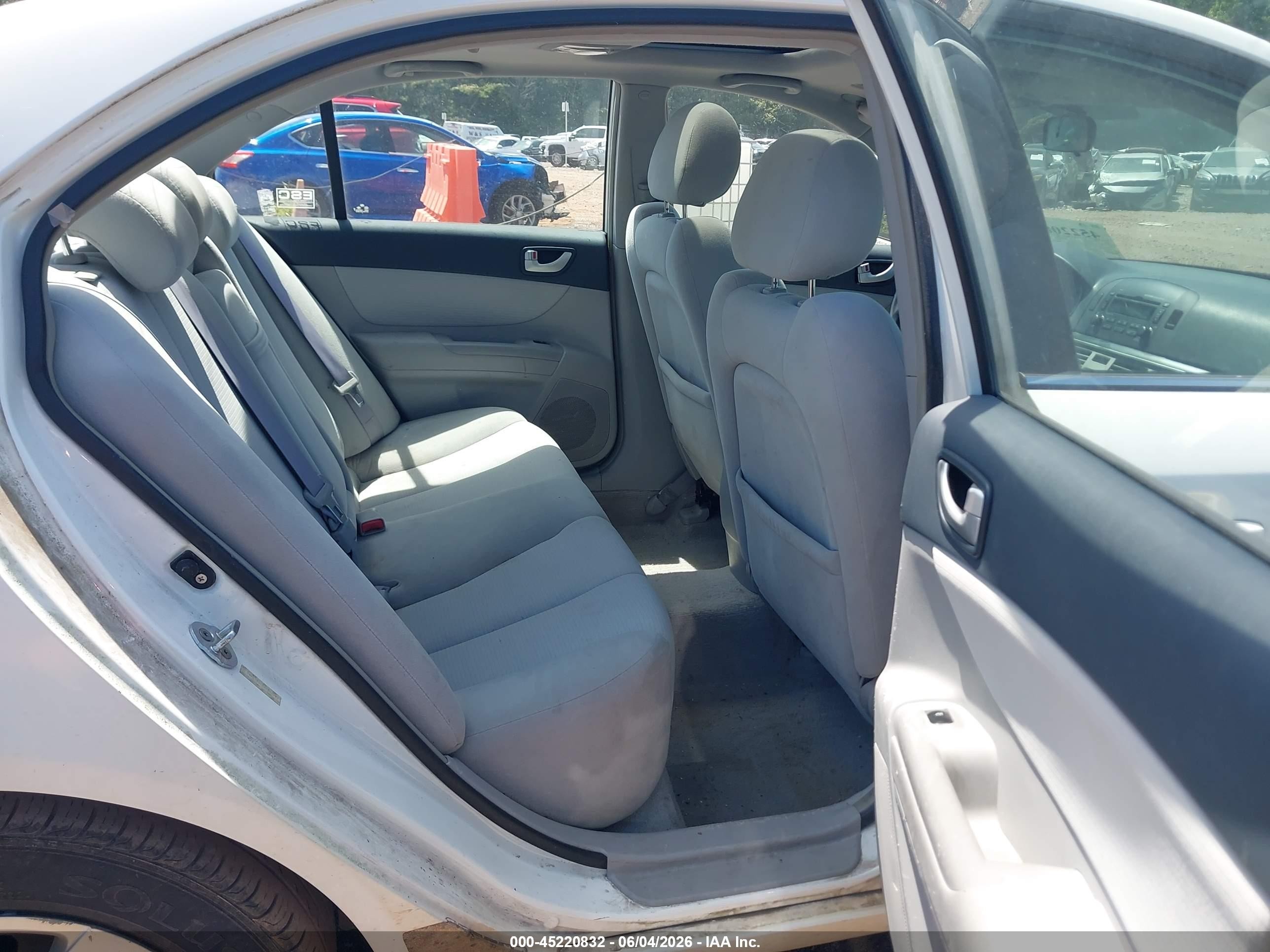 2008 Hyundai Sonata Gls White vin: 5NPET46C48H394932