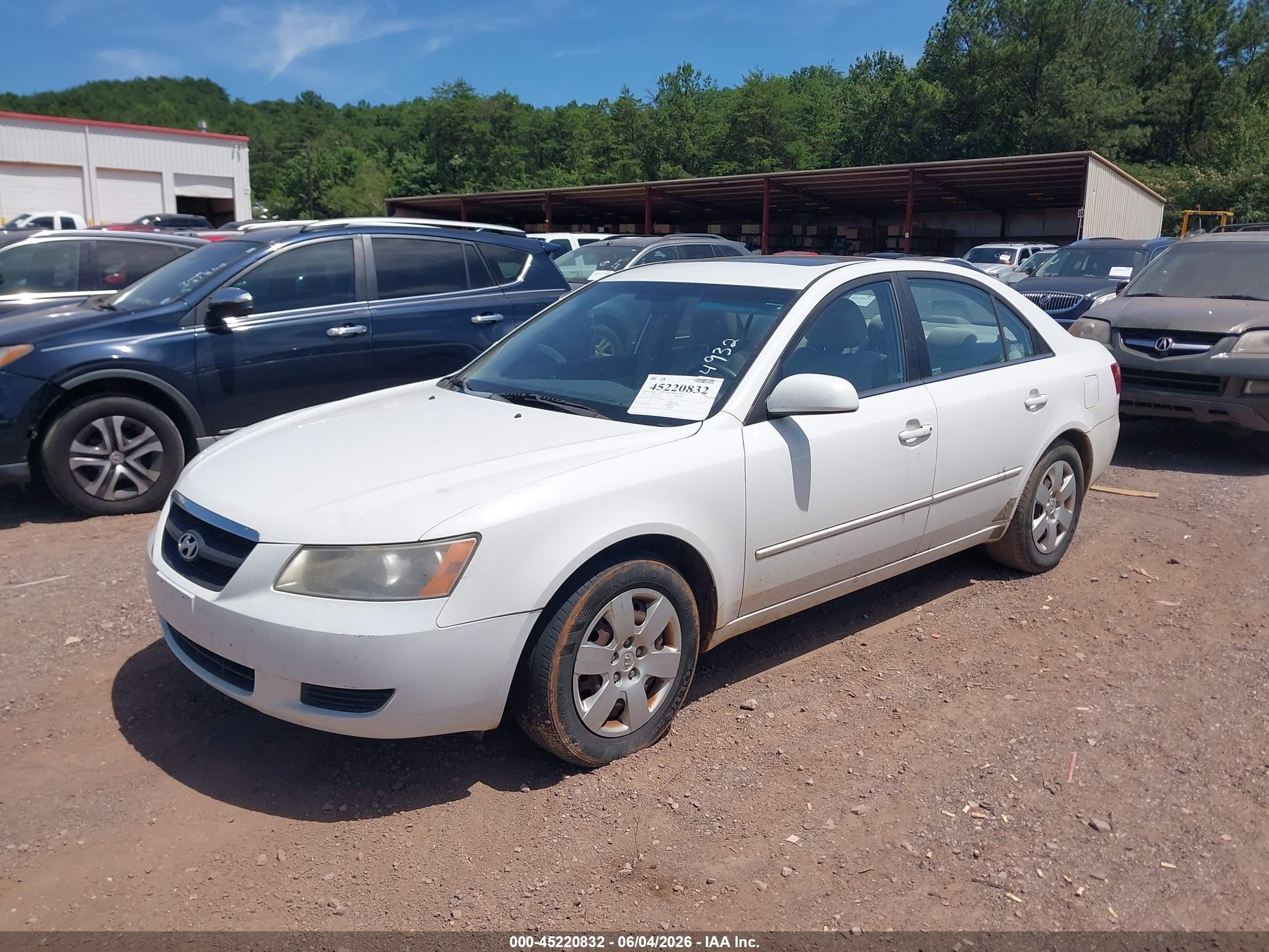 2008 Hyundai Sonata Gls White vin: 5NPET46C48H394932