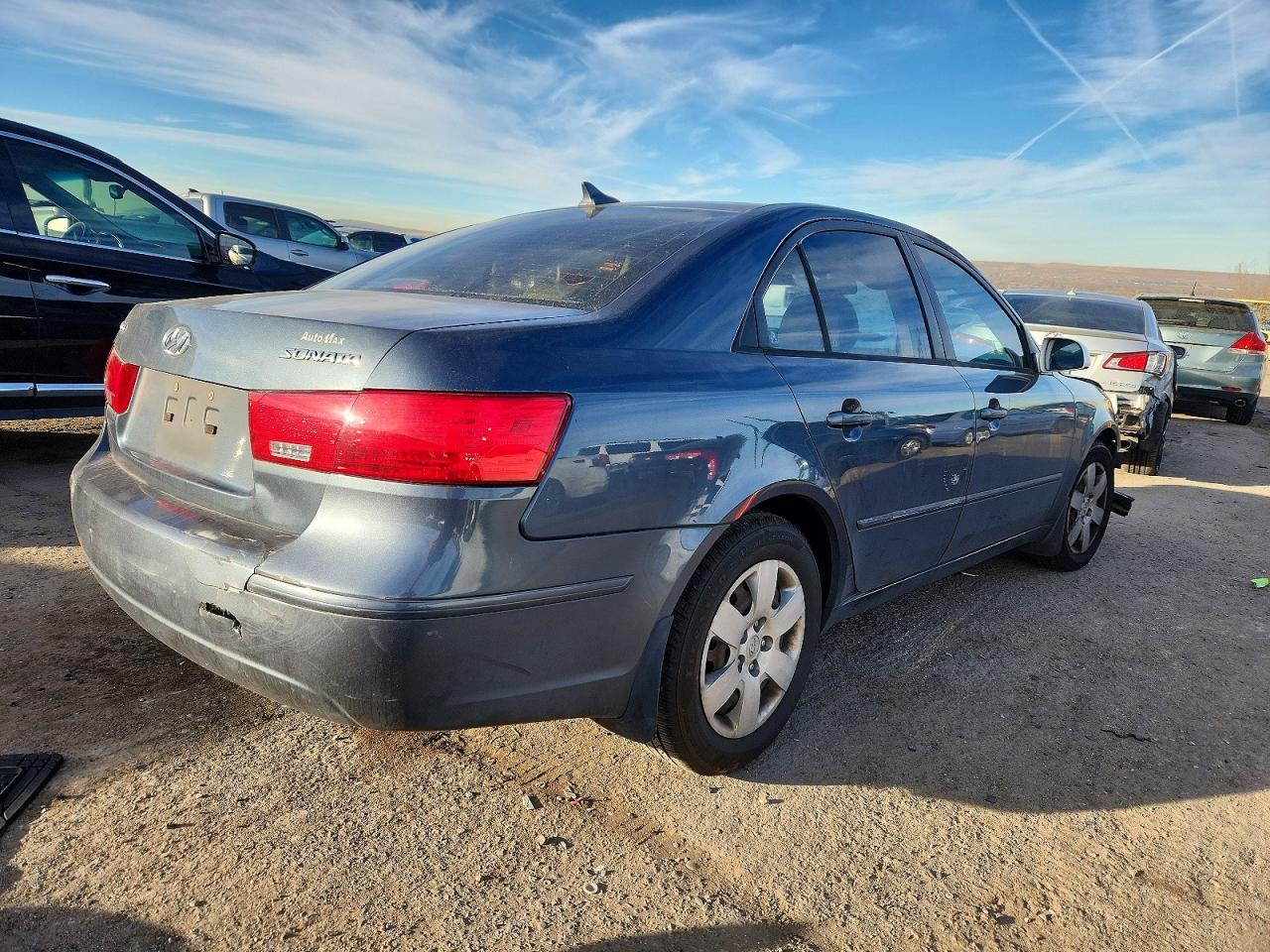 2009 Hyundai Sonata Blue vin: 5NPET46C49H409818