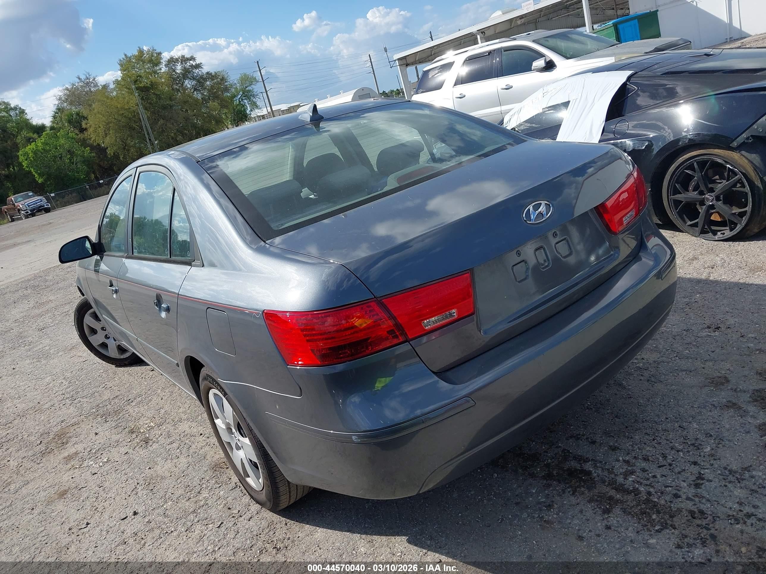 2009 Hyundai Sonata Gls Purple vin: 5NPET46C49H460137