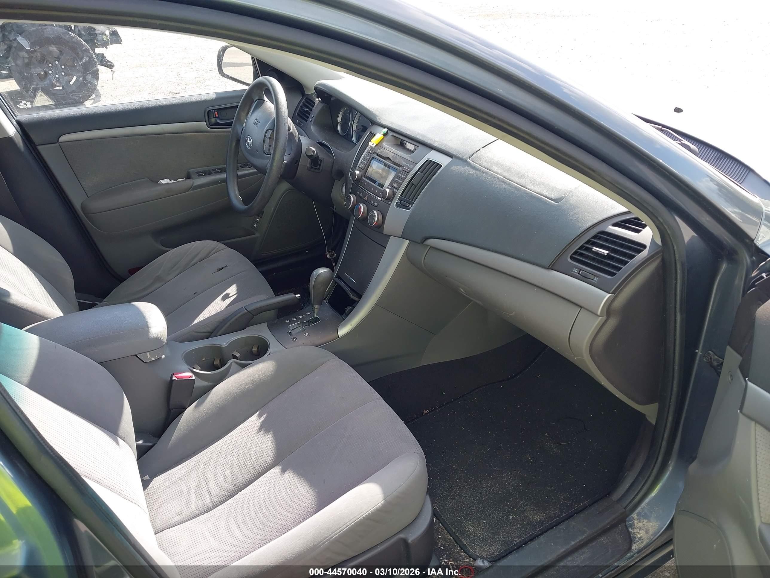 2009 Hyundai Sonata Gls Purple vin: 5NPET46C49H460137