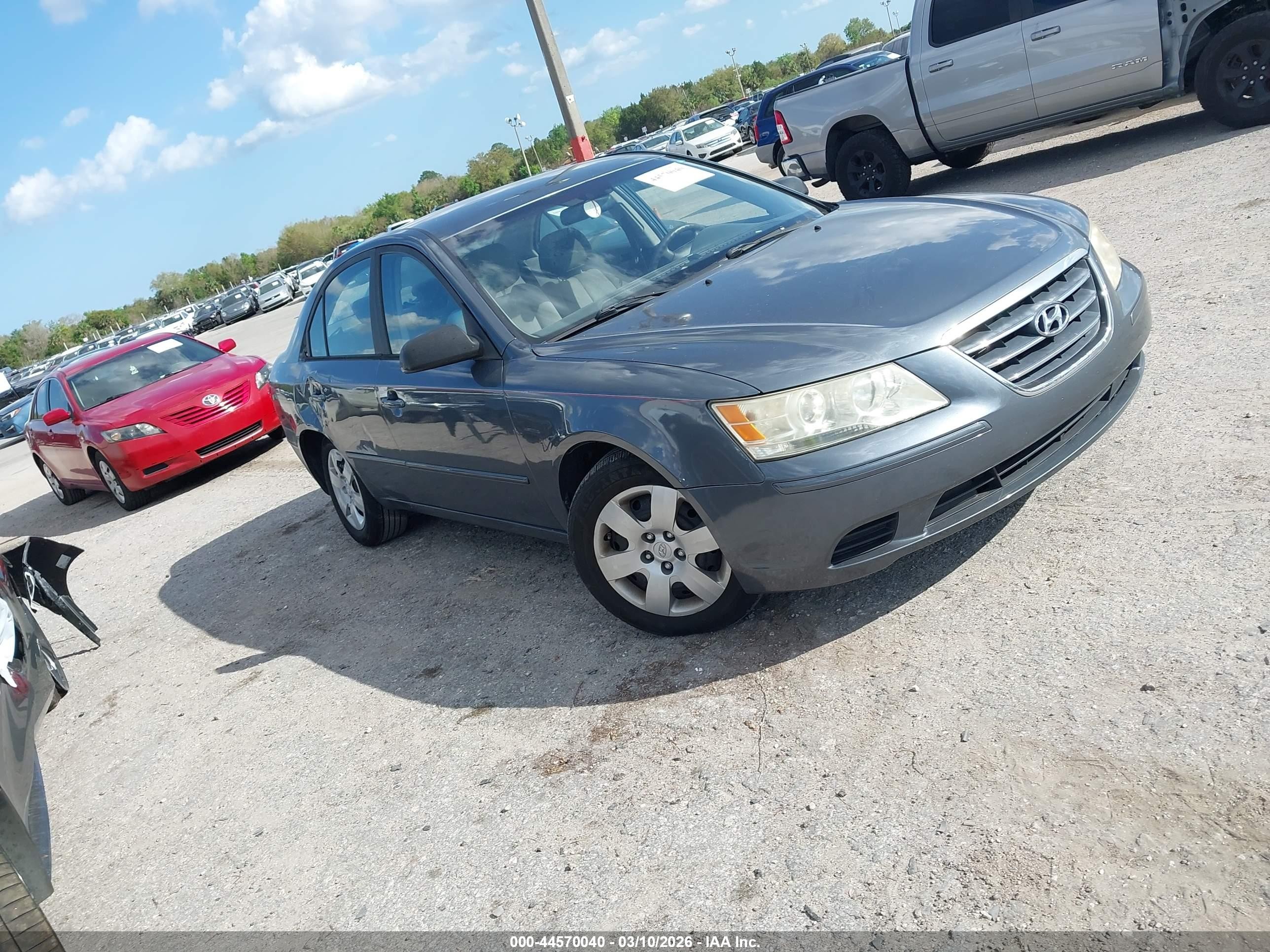 2009 Hyundai Sonata Gls Purple vin: 5NPET46C49H460137