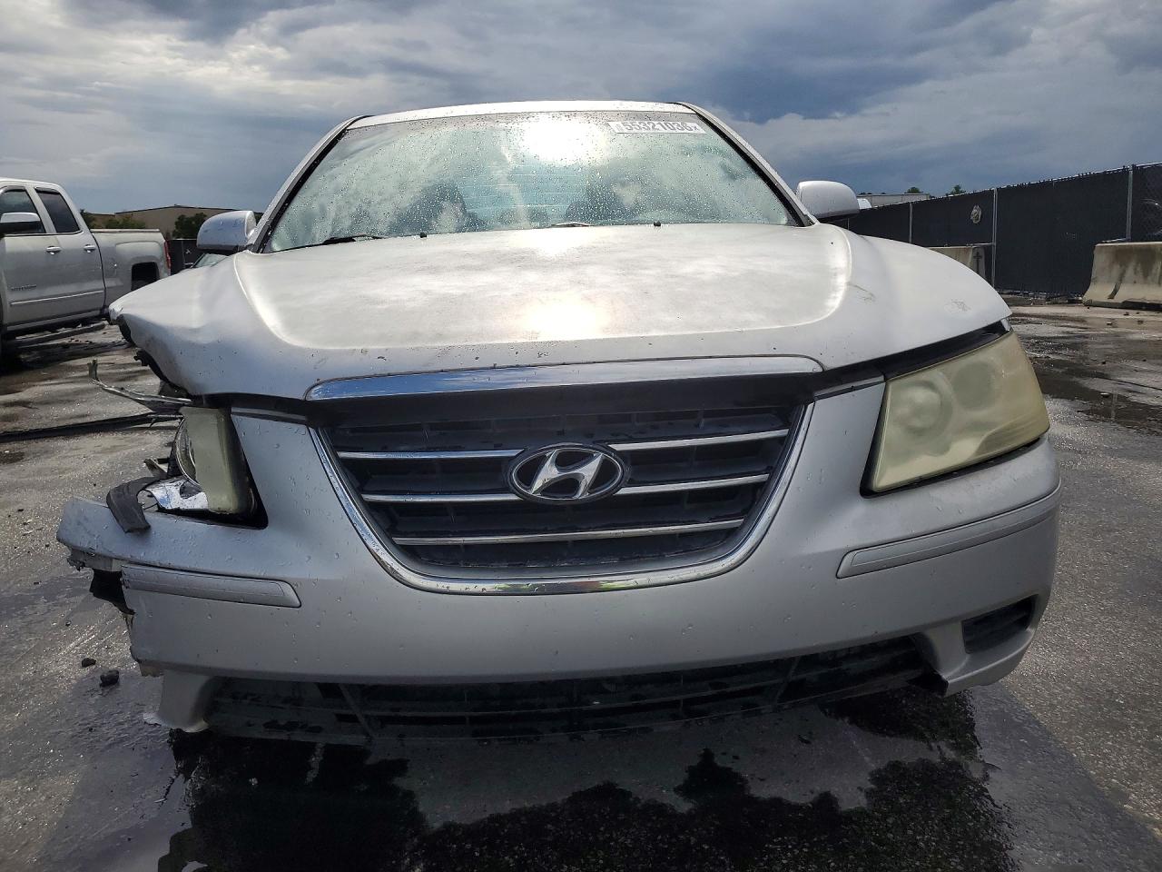 2009 Hyundai Sonata Gls Silver vin: 5NPET46C49H479092