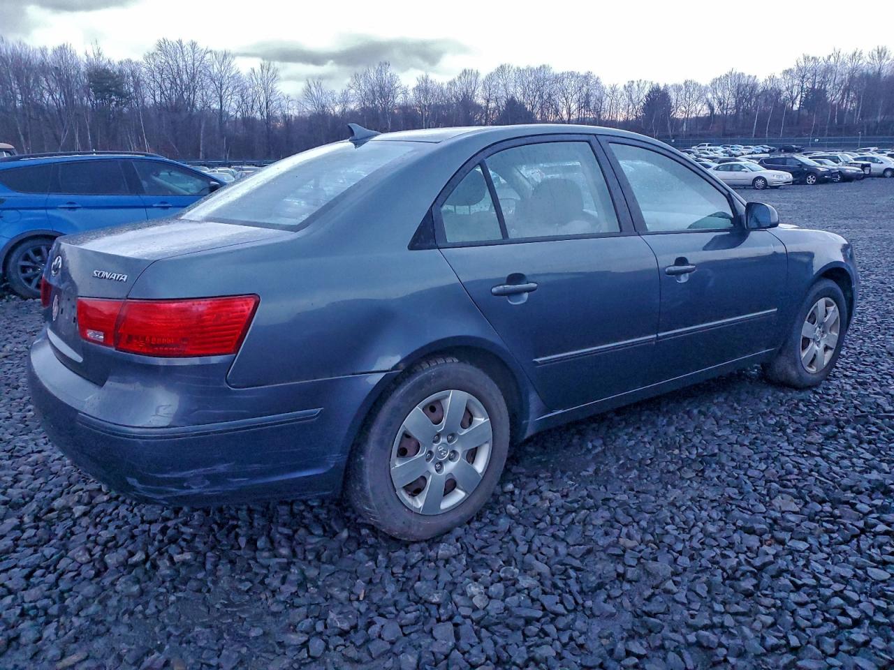 2009 Hyundai Sonata Blue vin: 5NPET46C49H519865