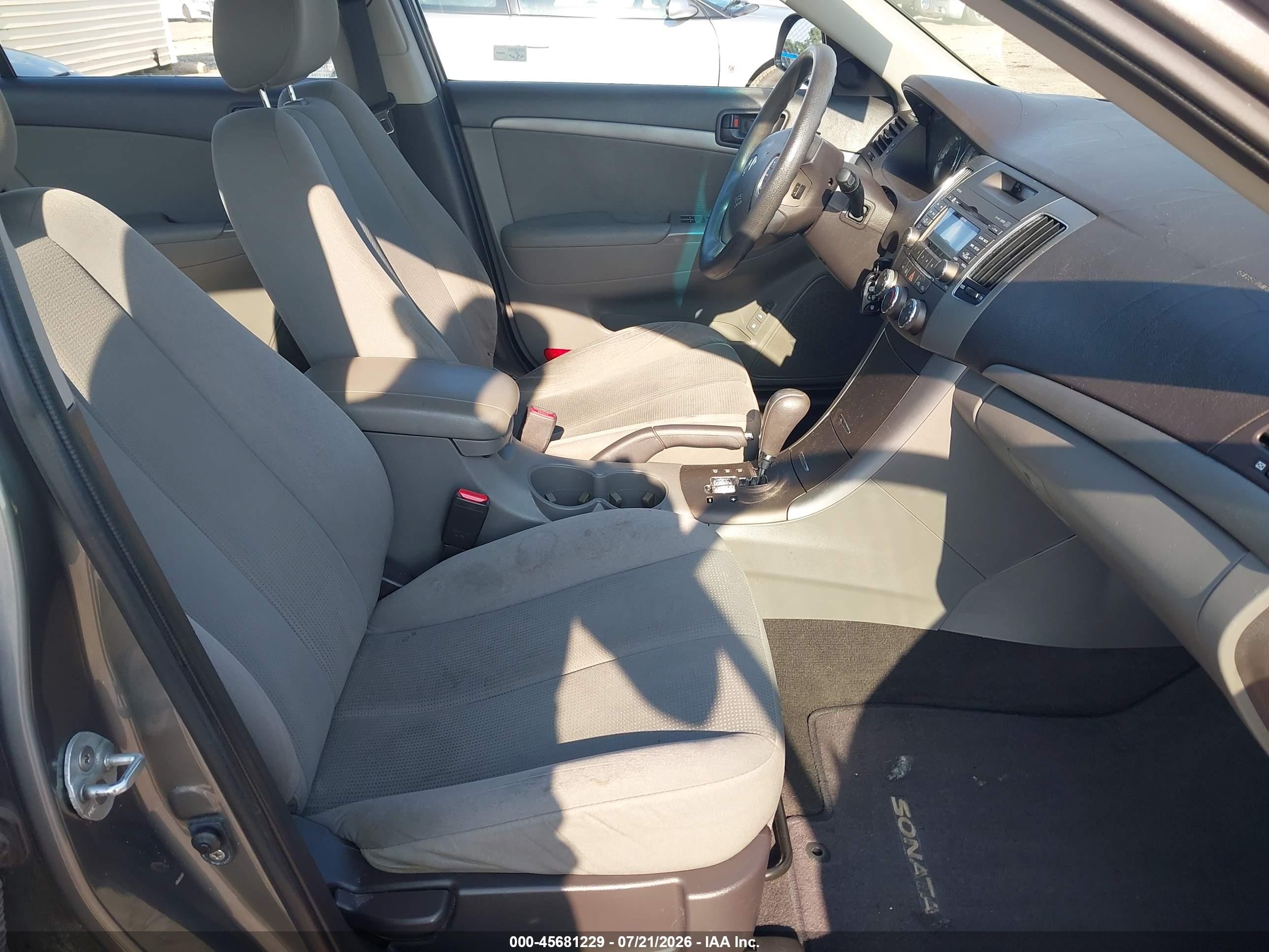 2009 Hyundai Sonata Gls Gray vin: 5NPET46C49H520305